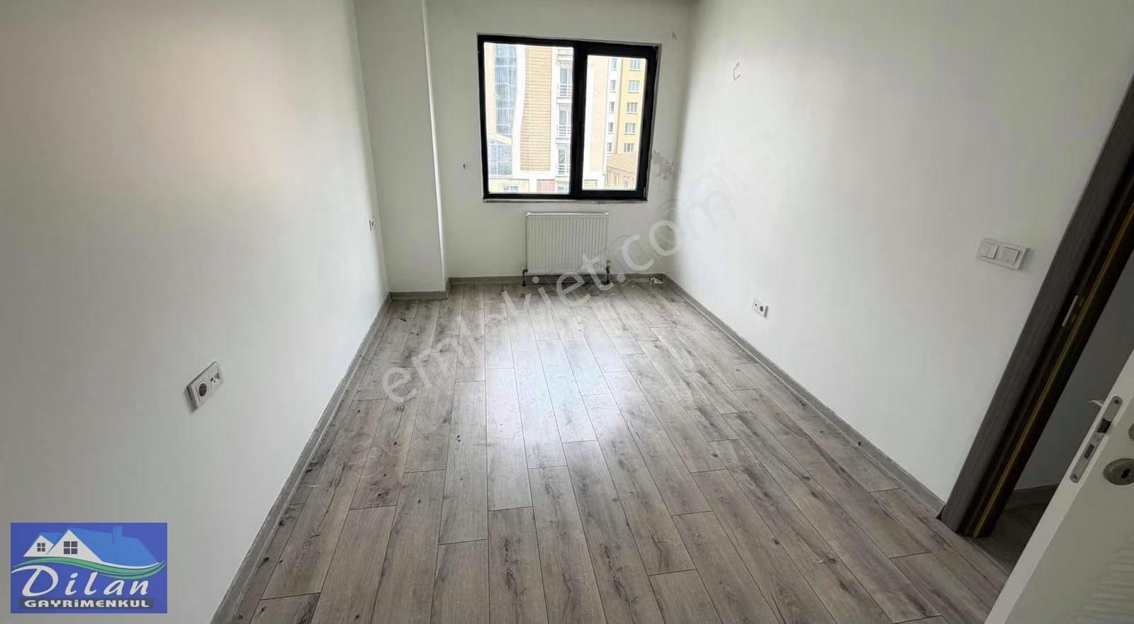 Metrobüse 5 Dakika Yürüme Mesafede Kapalı Mutfak 2+1 - Görsel 11