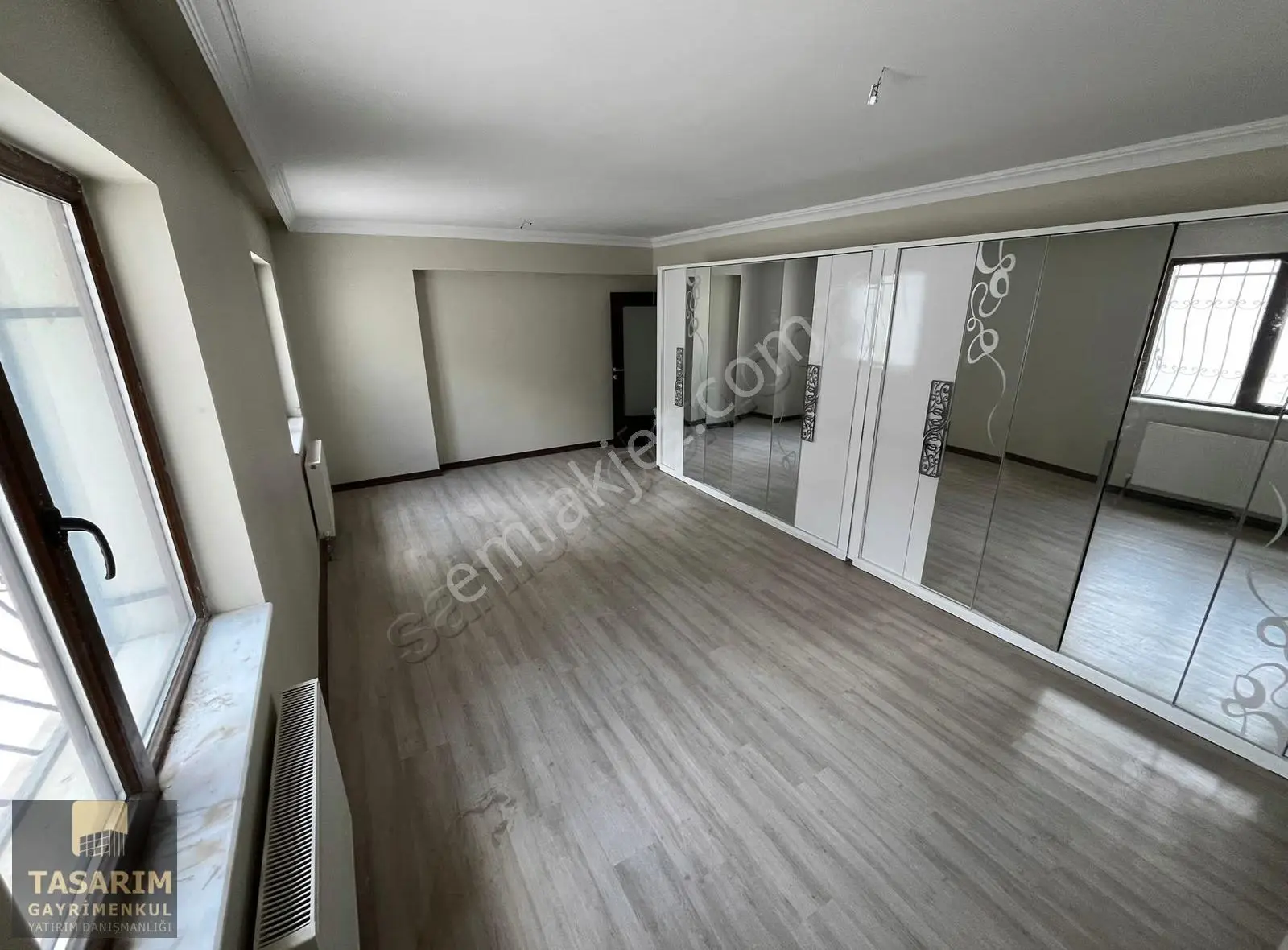 Kırkkonaklar'da Müstakil Tadında Geniş 3+1 250m² Daire - Görsel 3