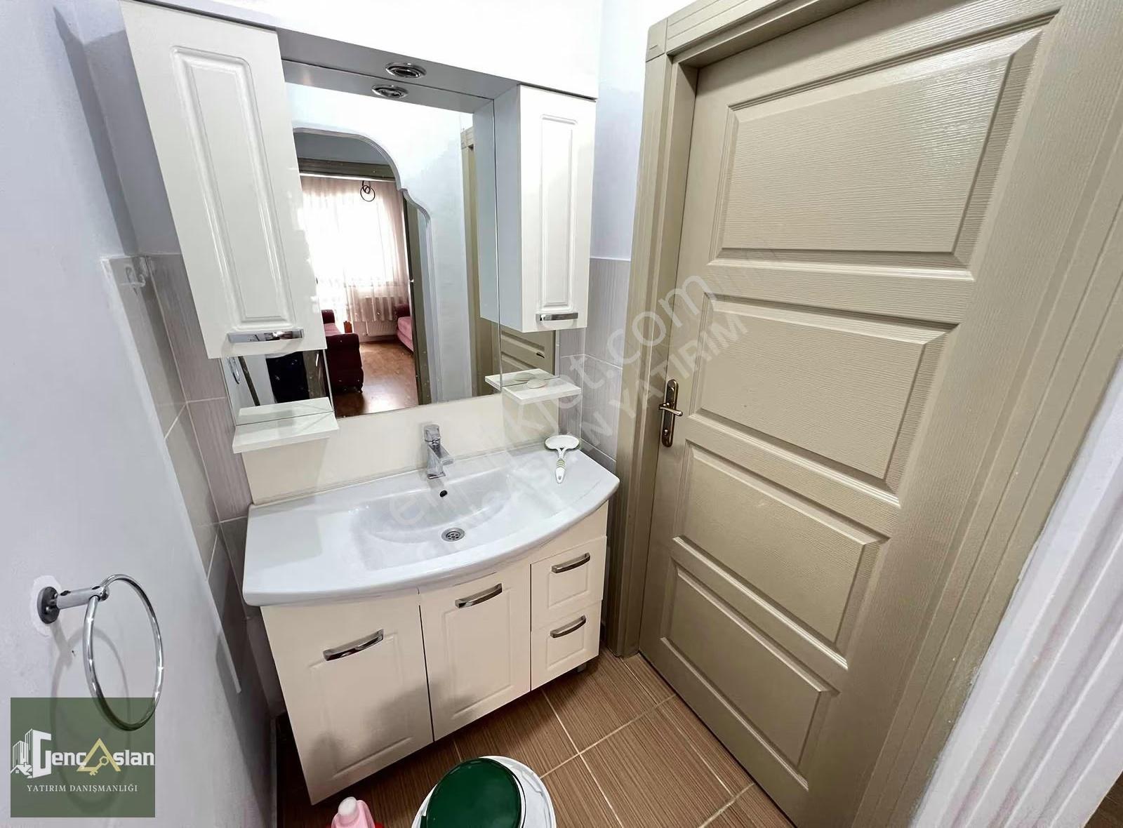 ▄gençaslan▄ Natoyolu Cad. 1 Bina Mesafede 3+1 Masrafsız Kiralık - Görsel 5