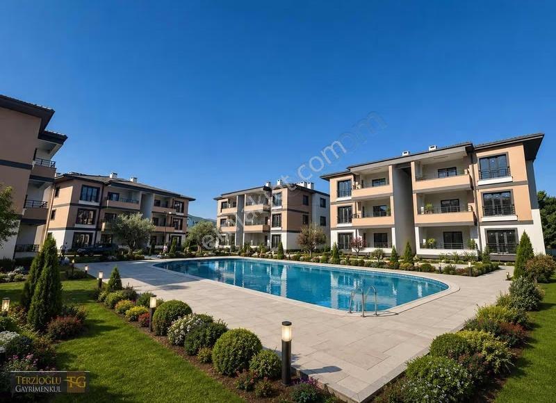 Terzioğlu'ndan Denize 200 Metre Havuzlu Sitede 2+1 Deluxe Daire