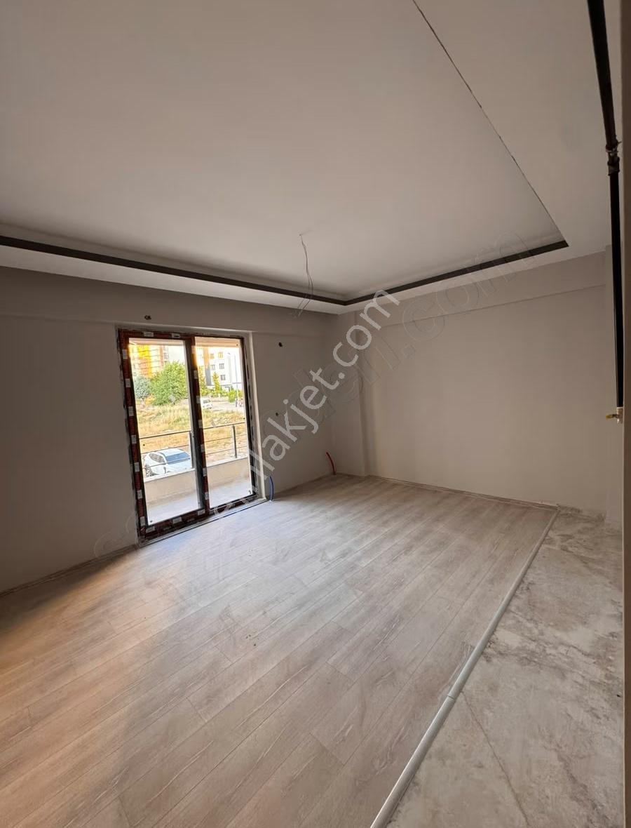 Çaydaçıra Mahallesi Satılık 1+1 Sıfır Daire