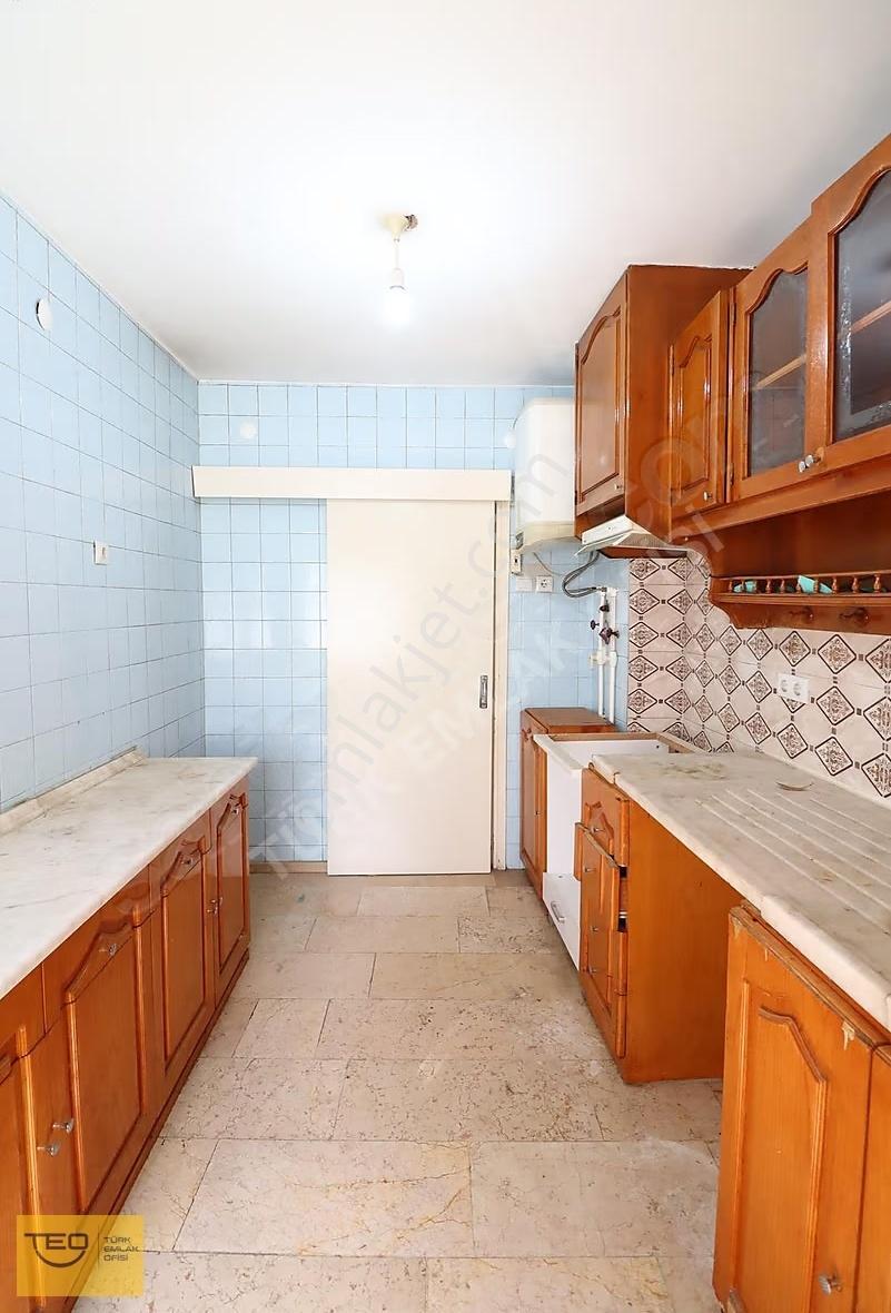 Türk Emlak Ofisinden Güllük Cad. Kiralık Geniş 2+1 Daire-ofis - Görsel 7
