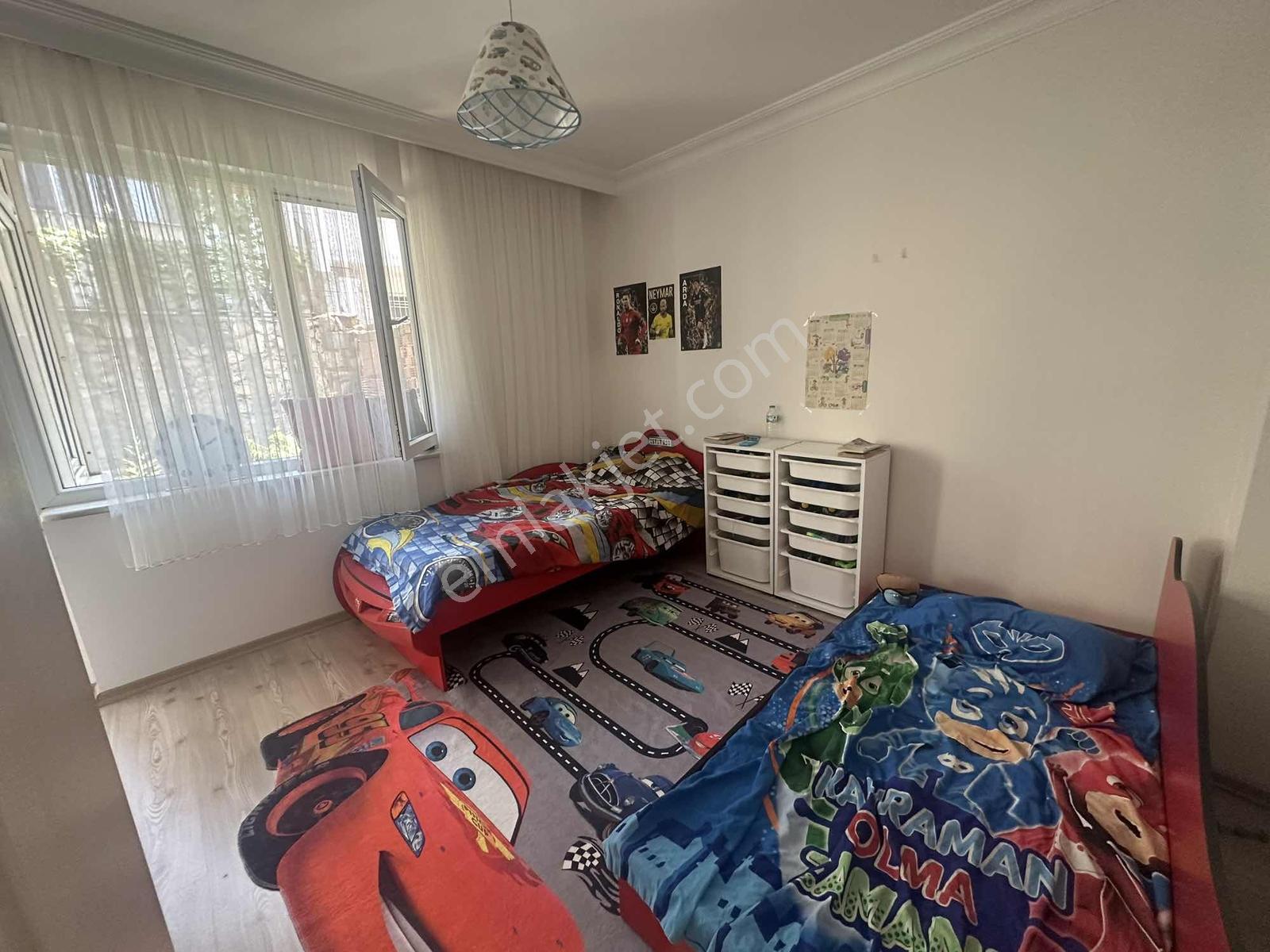 Şehir Merkezinde Ön Ve Arka Bahçesi Olan Müstakil Satılık Ev - Görsel 30