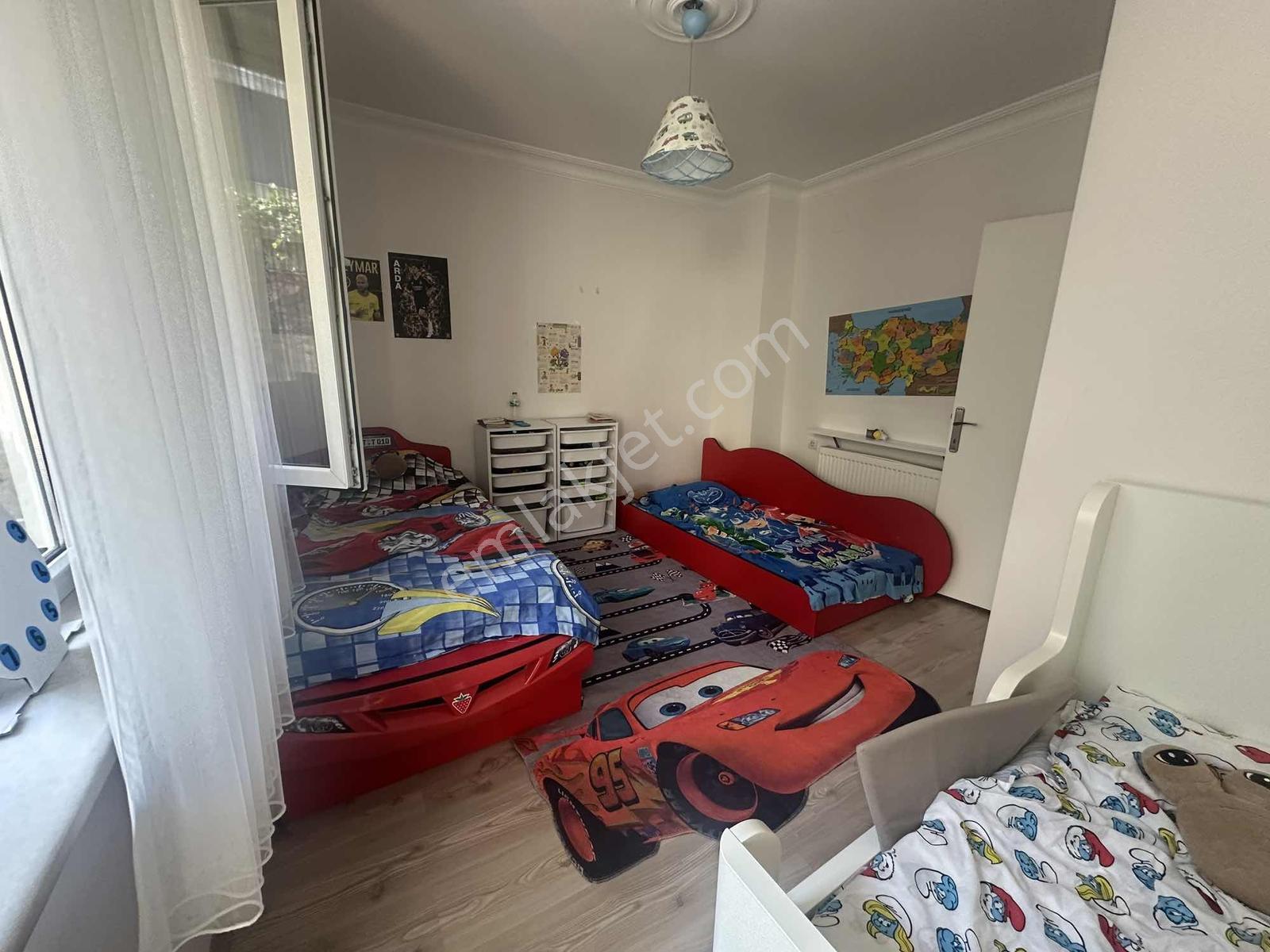Şehir Merkezinde Ön Ve Arka Bahçesi Olan Müstakil Satılık Ev - Görsel 35