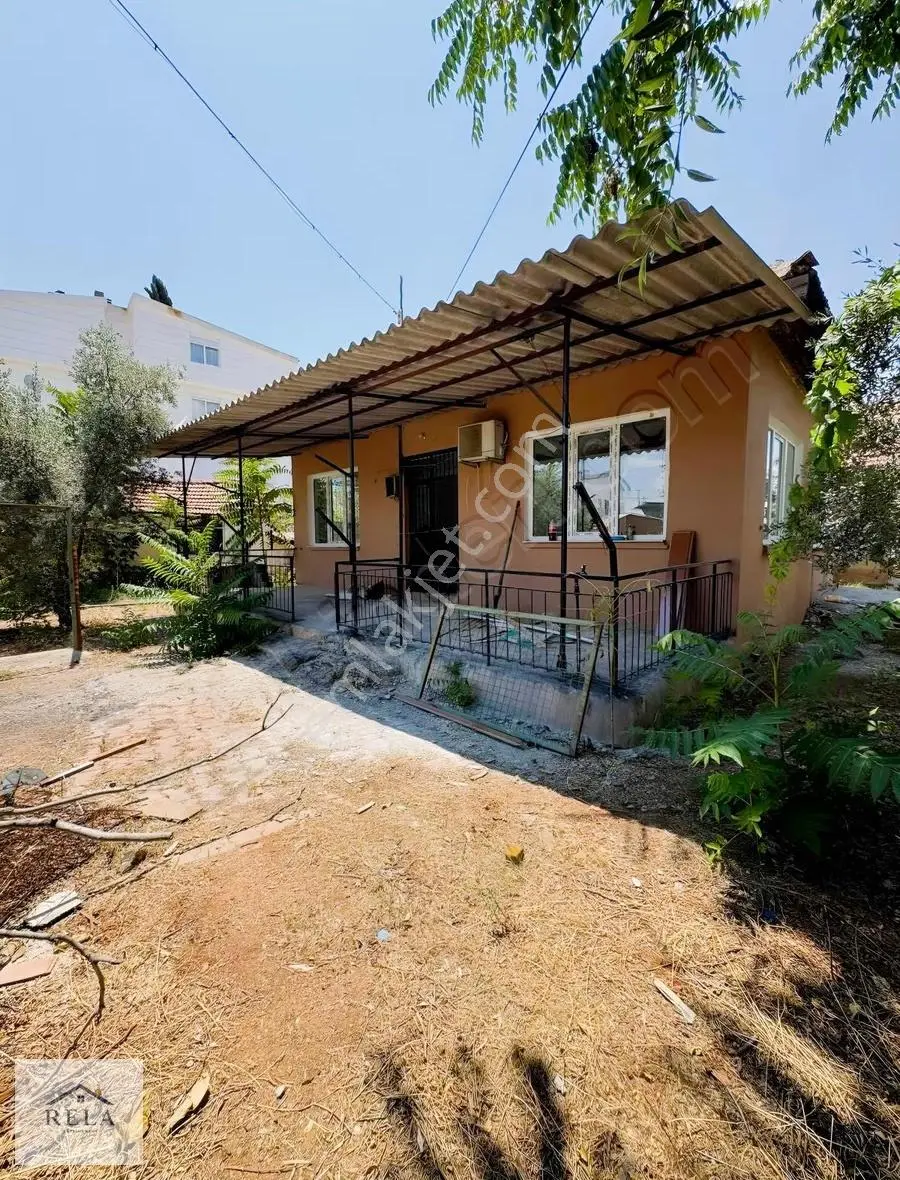 Antalya Döşemealtı Yeşilbayırda Satılık Müstakil Bahçeli 2+1 Ev