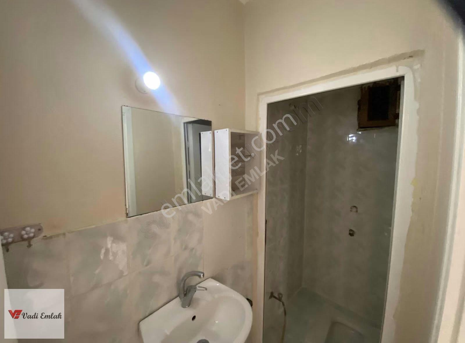 Karşıyaka Mahallesinde Kiralık 3+1 Daire | Vadi Emlak - Görsel 13