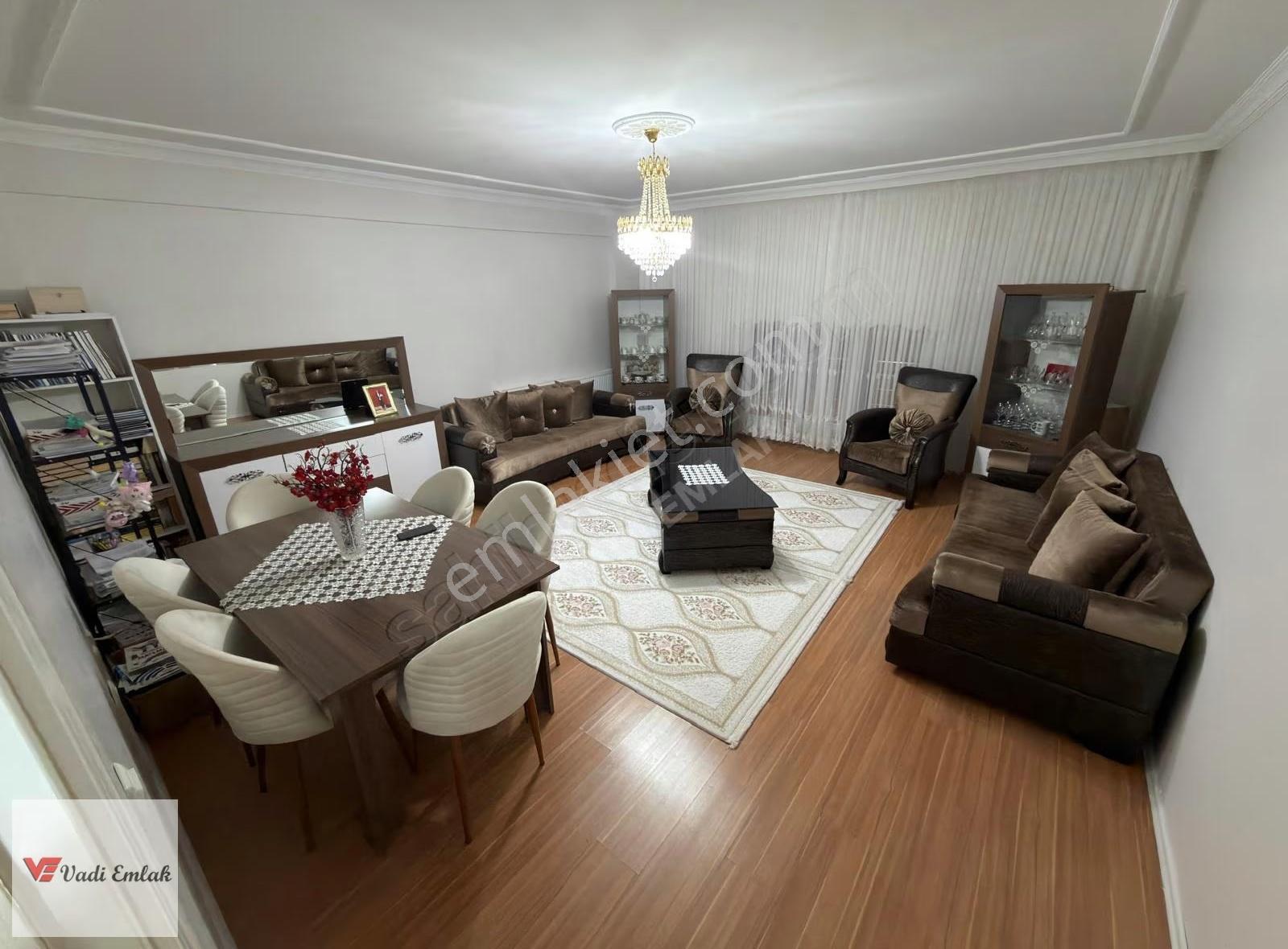 Satılık 3+1 Çay'da Çok Büyük Ve Yeni Daire/vadi Emlak - Görsel 13
