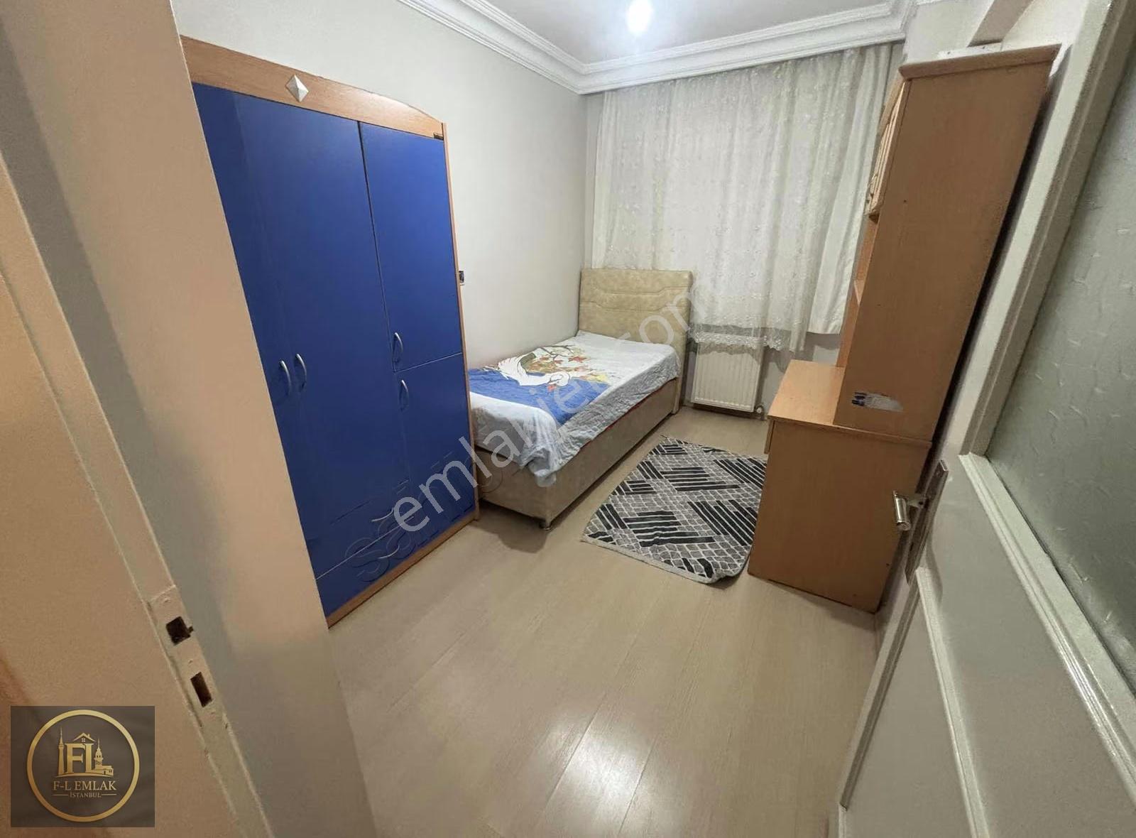 F-l Emlaktan Metro Yakını Full Eşyalı 3+1 135 M2 - Görsel 3