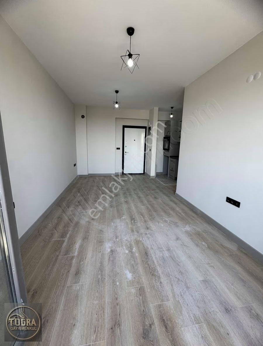 Tuğra'dan Uysal Centro Proesinde Ön Cephe Arakat Lüks Daire - Görsel 12