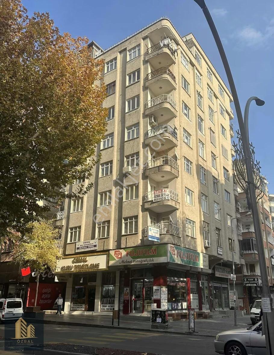Özbal Emlak Ofis Gevran Cadde Üzeri Satılık Temiz Daire