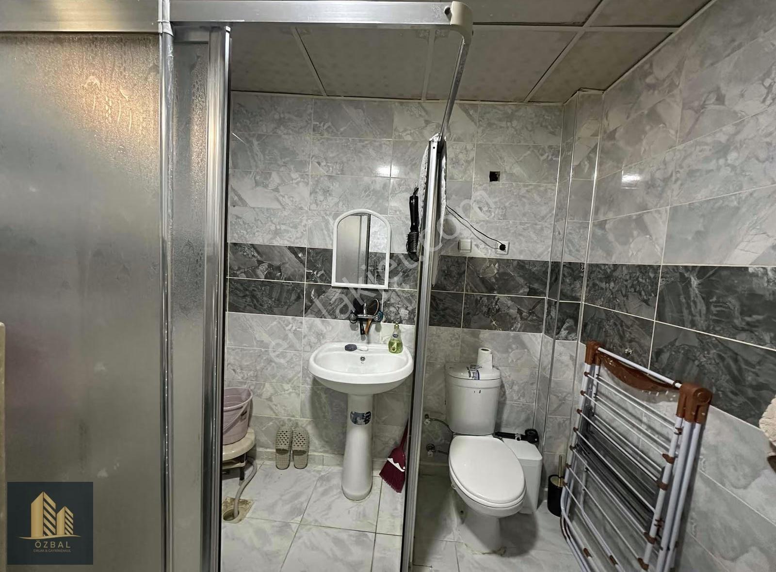 Özbal Emlak Ofis Gevran Cadde Üzeri Satılık Temiz Daire - Görsel 9