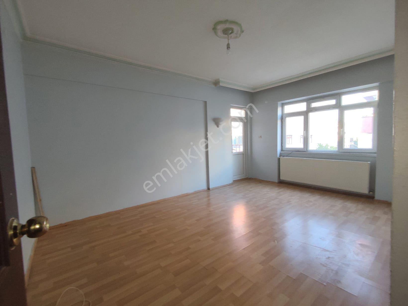 Yılmaz Gayrımenkulden Kiralık 3+1 Masrafsız 1.katta Kıra 20 Bin - Görsel 28