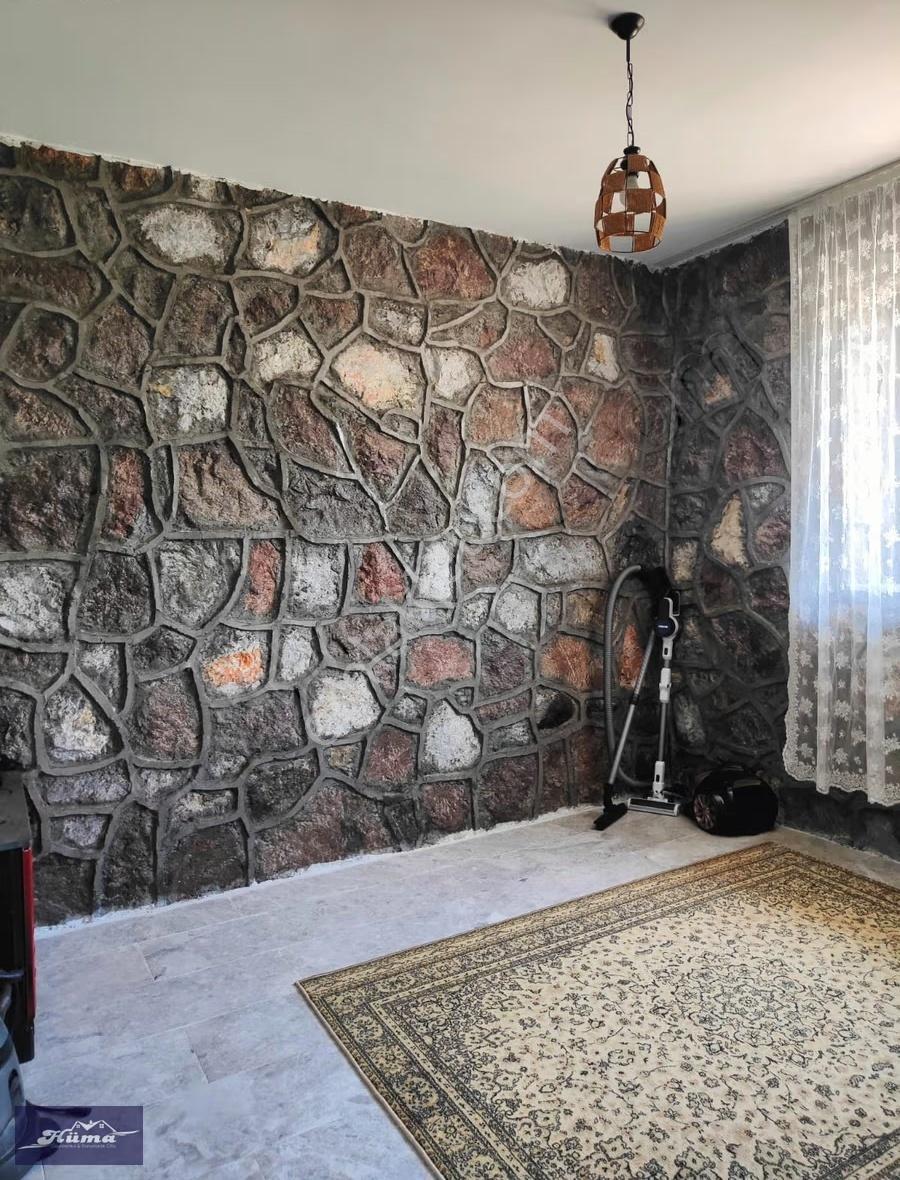Manisa Saruhanlı'da Köy Yaşamı Arayanlara Özel Bahçeli Taş Ev - Görsel 2