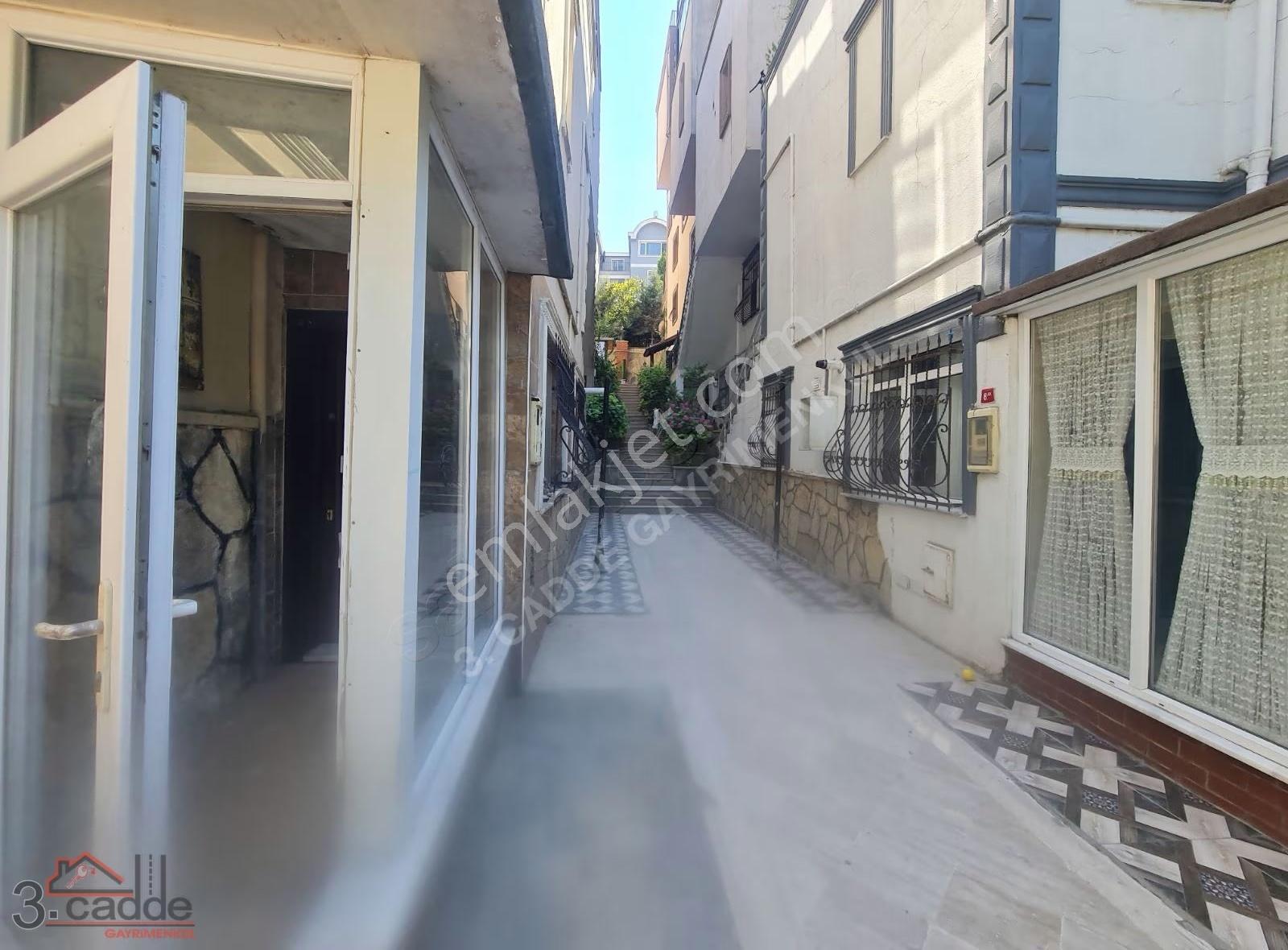Boğazköy 4 Katlı Vıllanın Giriş Katı Satılık Bahçe Kullanımlı - Görsel 2