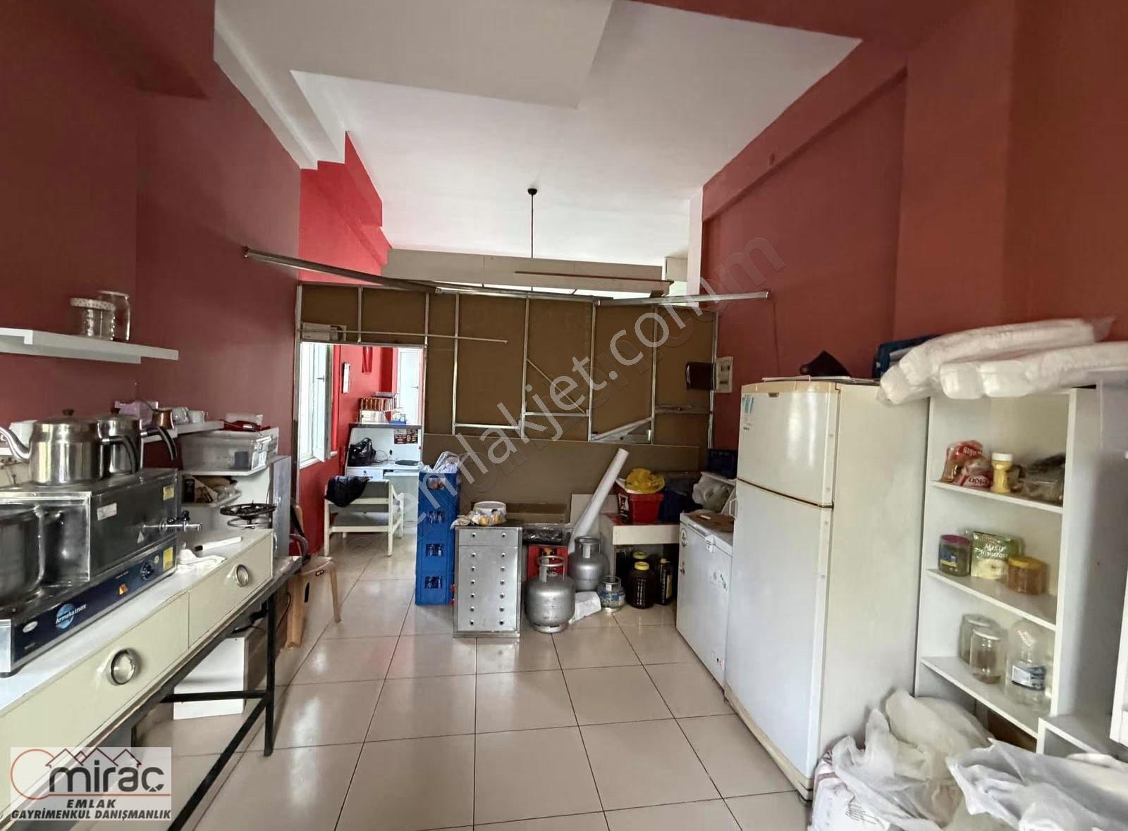 Sarılar Merkezde Daire Fiyatına Dükkan - Görsel 3