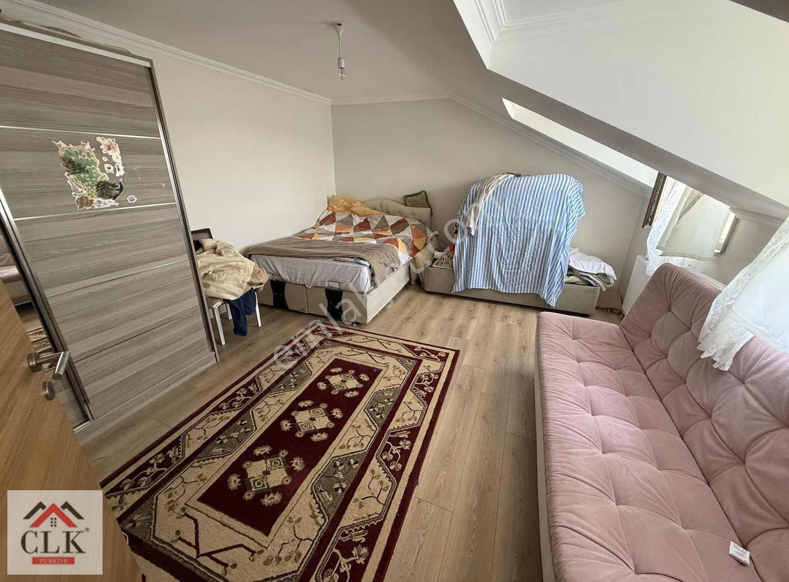 Clk'dan Çekmeköy Mimar Sinan Mah.kiralık 2+1 Eşyalı Çatıkatı - Görsel 4