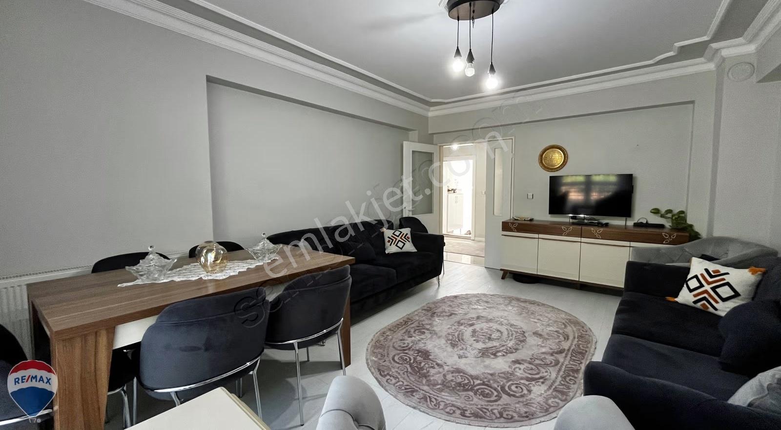 Remax Maviden 1409 Ada Küme Evlerde 3+1 Yenilenmiş Arakat Daire - Görsel 9