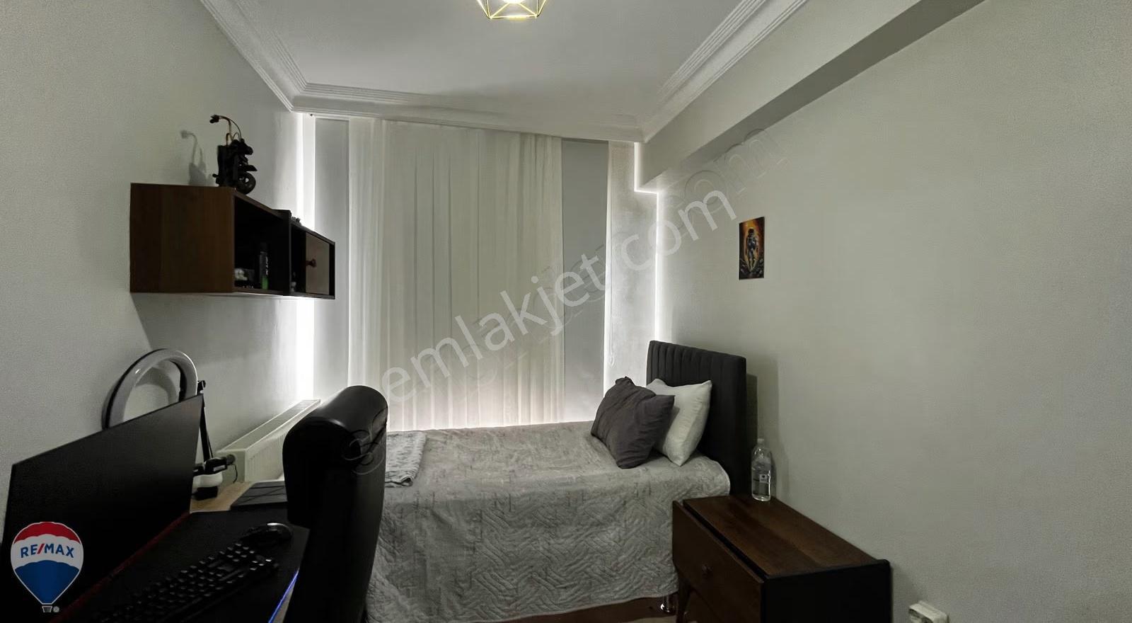Remax Maviden 1409 Ada Küme Evlerde 3+1 Yenilenmiş Arakat Daire - Görsel 4