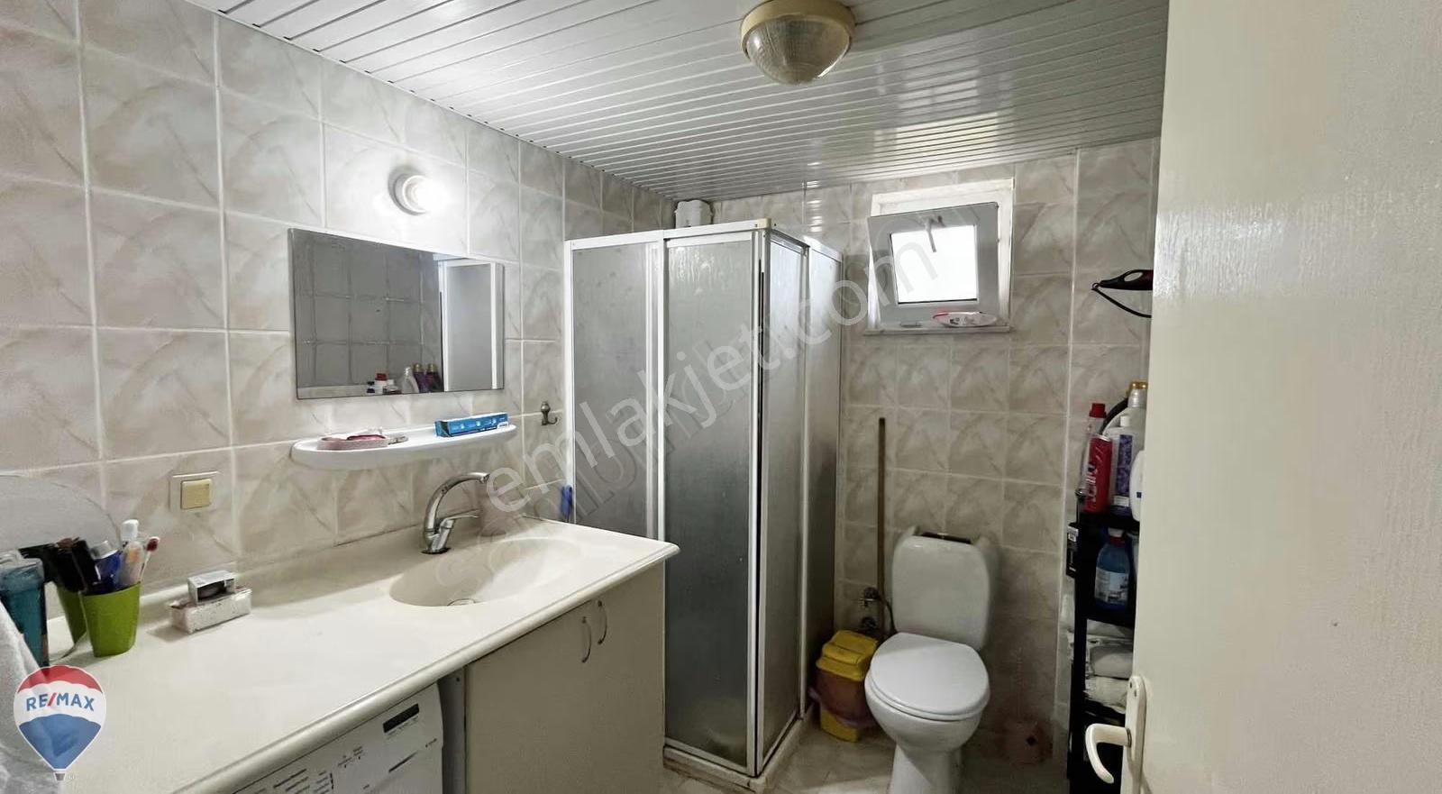 Remax Maviden 1411 Ada Küme Evlerde 3+1 Yenilenmiş 3.kat Daire - Görsel 9