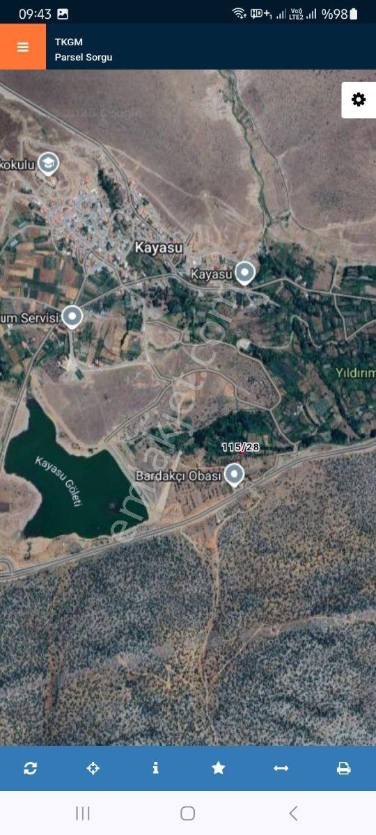 Asfalt Yol Dibi Yerleşimin İçinde Muhteşem Bahçe - Görsel 9
