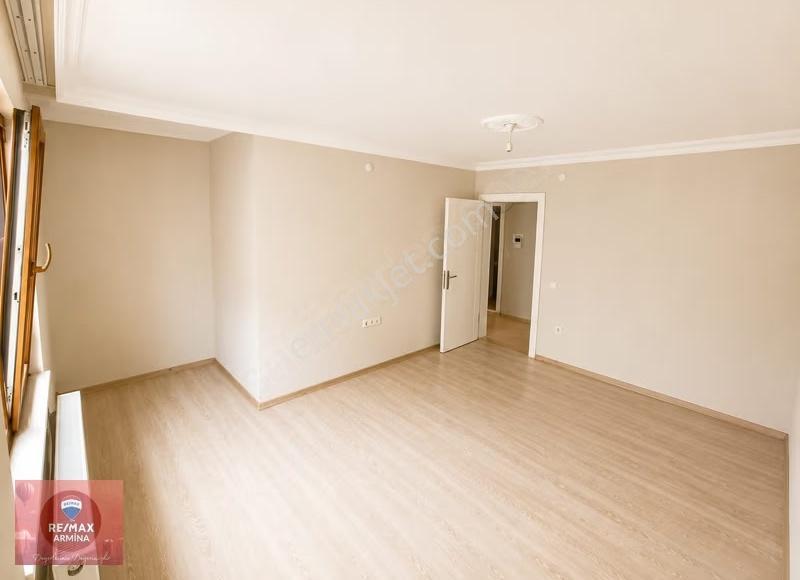 Fatih Mahallesinde Güney Cepheli Kiralık 3+1 Çatı Dubleks - Görsel 23