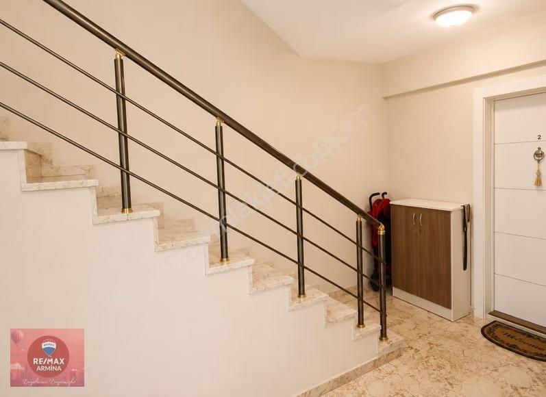 Fatih Mahallesinde Güney Cepheli Kiralık 3+1 Çatı Dubleks - Görsel 21