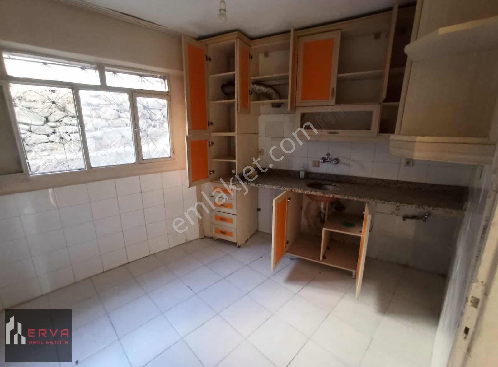 Salih Omurtak'ta Kiralık Daire