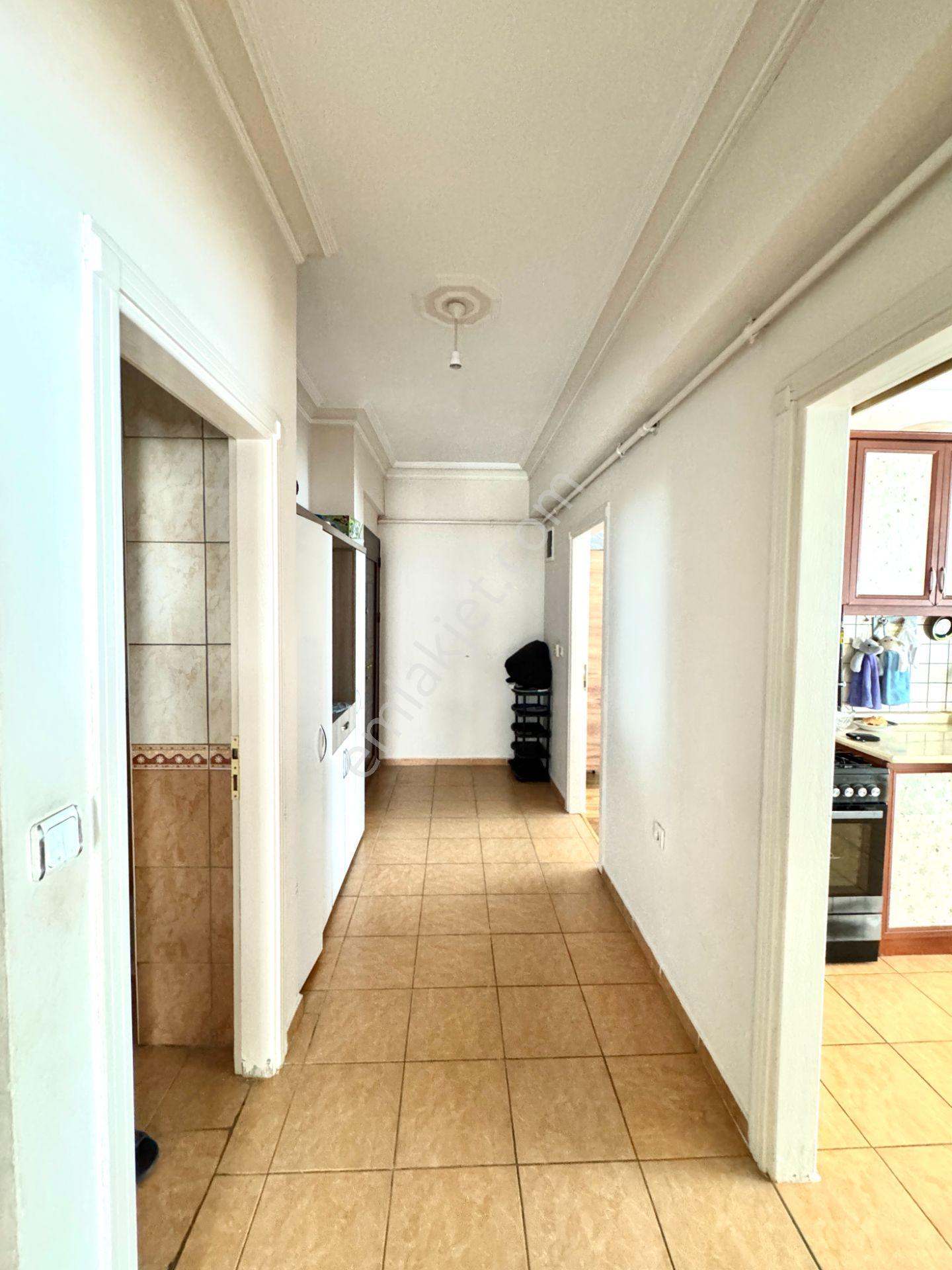 Kızıltoprak Tramvay Yakını Arakat Geniş Asansörlü 3+1 Daire - Görsel 28