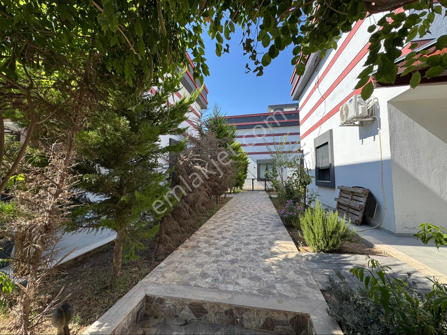 İzmir Seferihisar Doğanbeyde Satılık 260m2 İçinde 3+1 Villa - Görsel 13