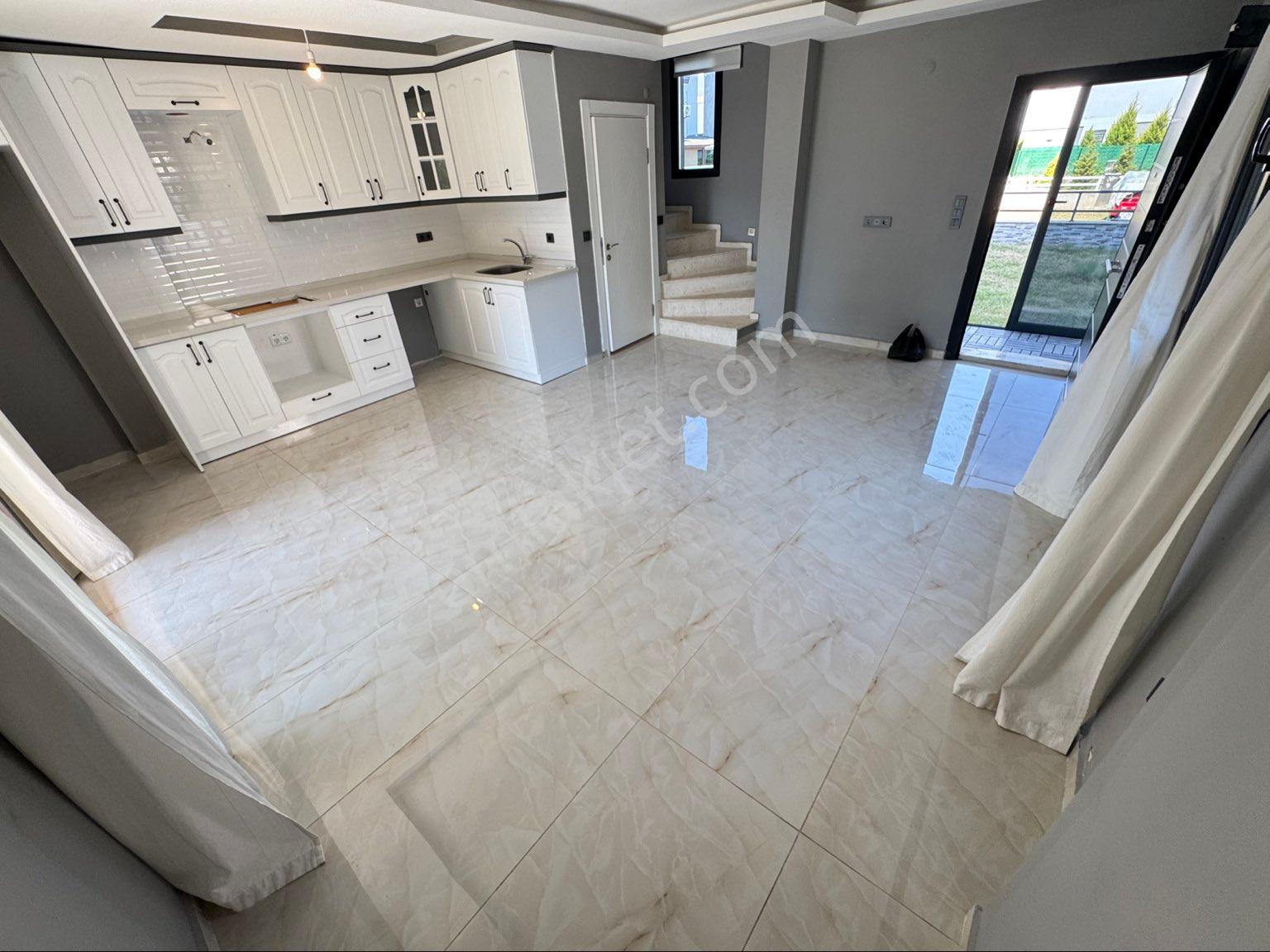 İzmir Seferihisar Doğanbeyde Satılık 260m2 İçinde 3+1 Villa - Görsel 21