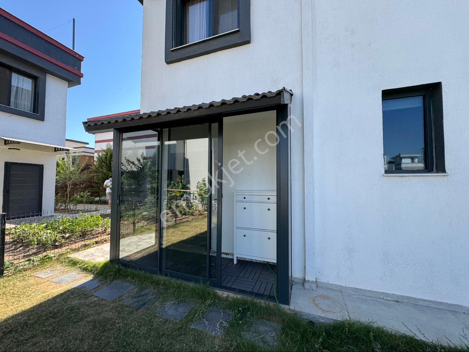 İzmir Seferihisar Doğanbeyde Satılık 260m2 İçinde 3+1 Villa - Görsel 10
