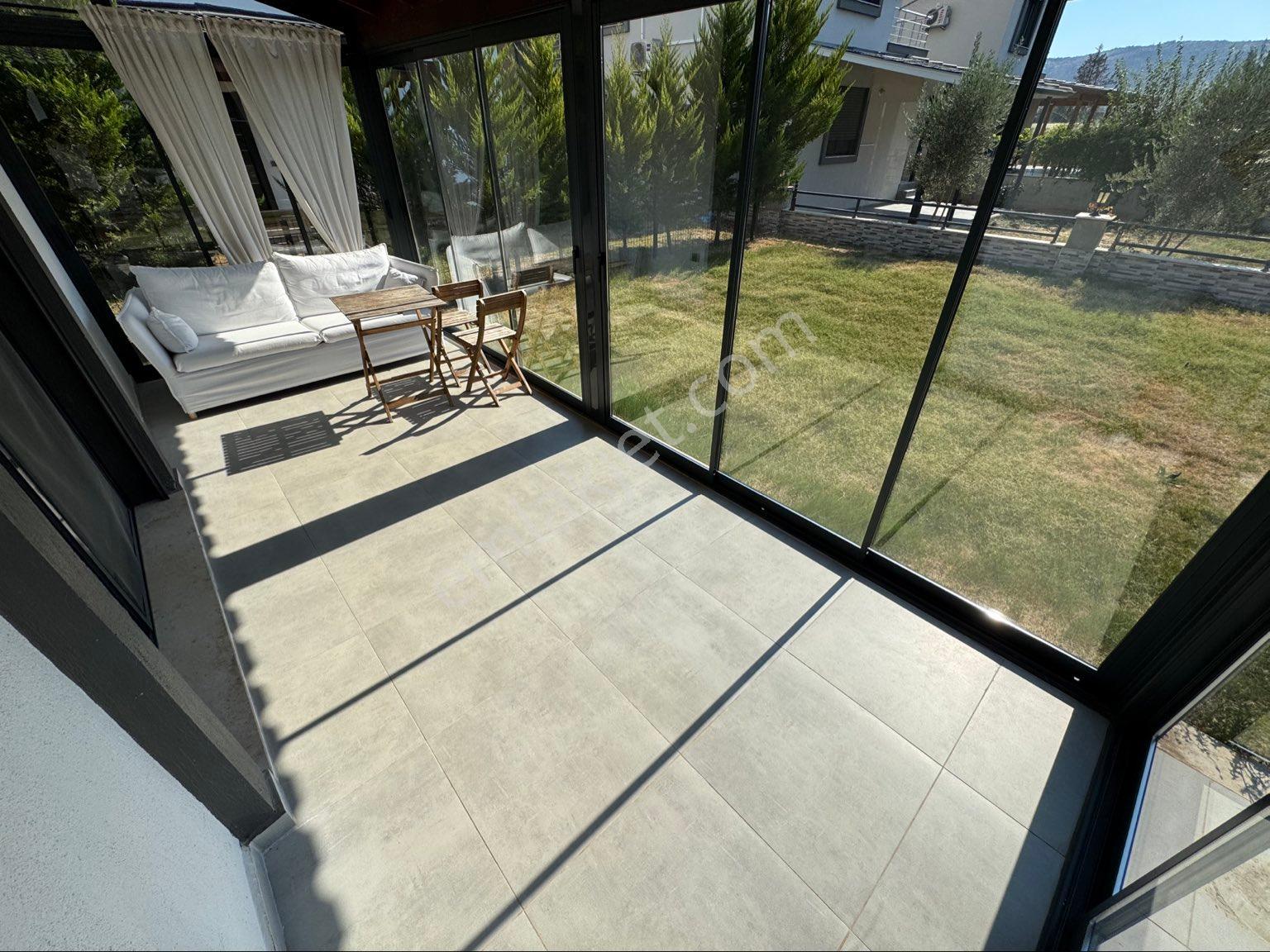 İzmir Seferihisar Doğanbeyde Satılık 260m2 İçinde 3+1 Villa - Görsel 24