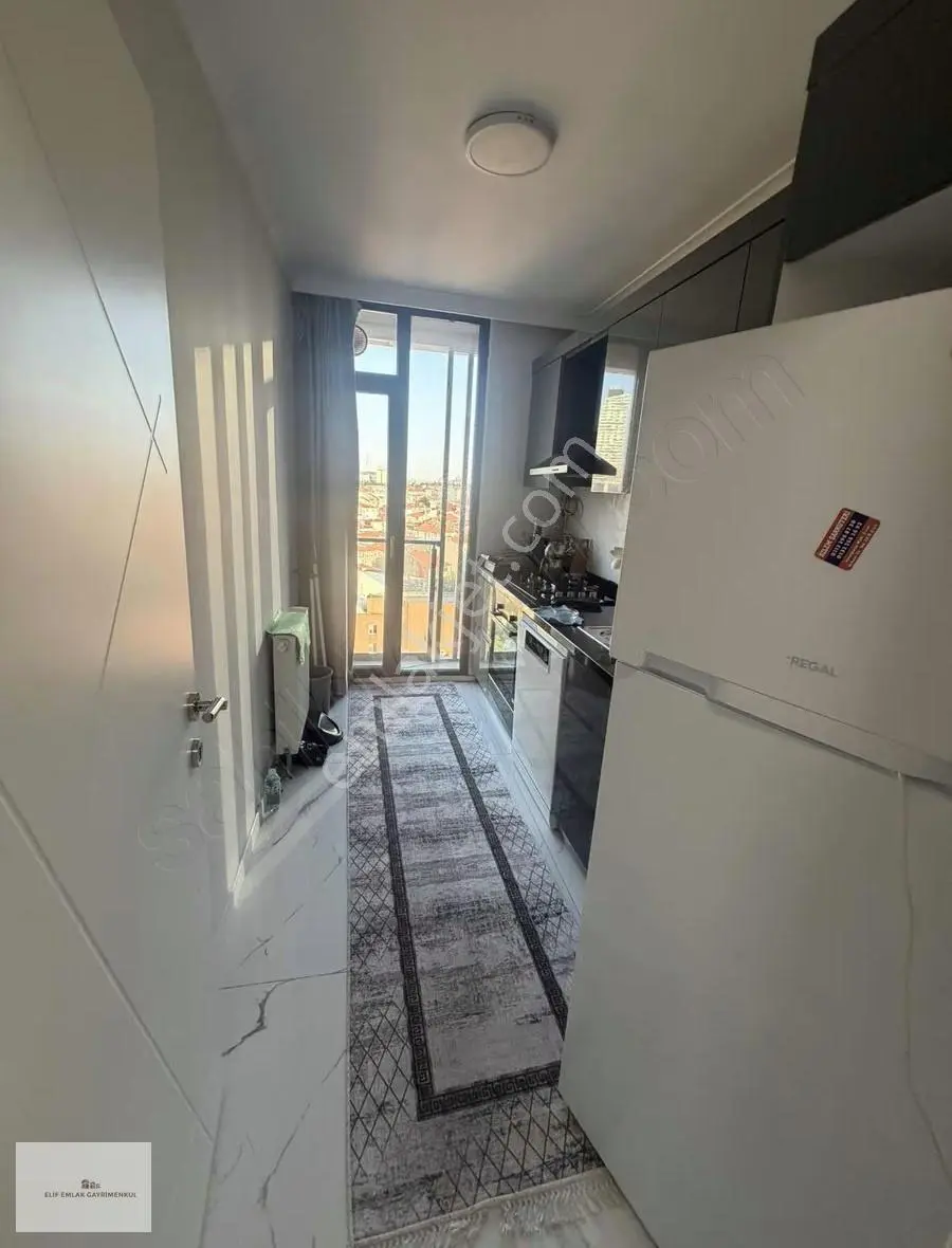 Şişli Sınırı Florans Nıghtle Hastane Arakasında 2+1