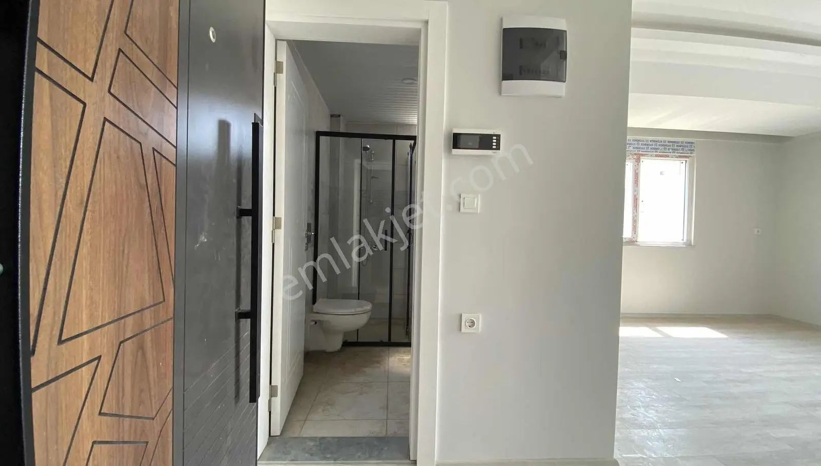 Finike Kum Mahallesinde Satılık 1+1