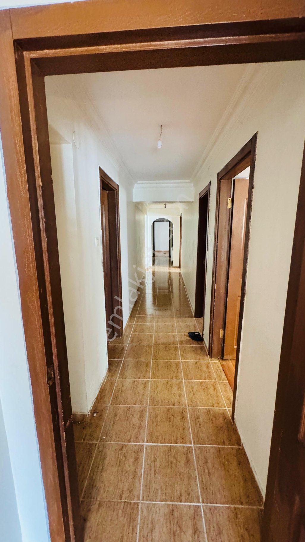 Kiralık Kot2 3+1 120 M2 Balkonlu Temiz Daire - Görsel 13