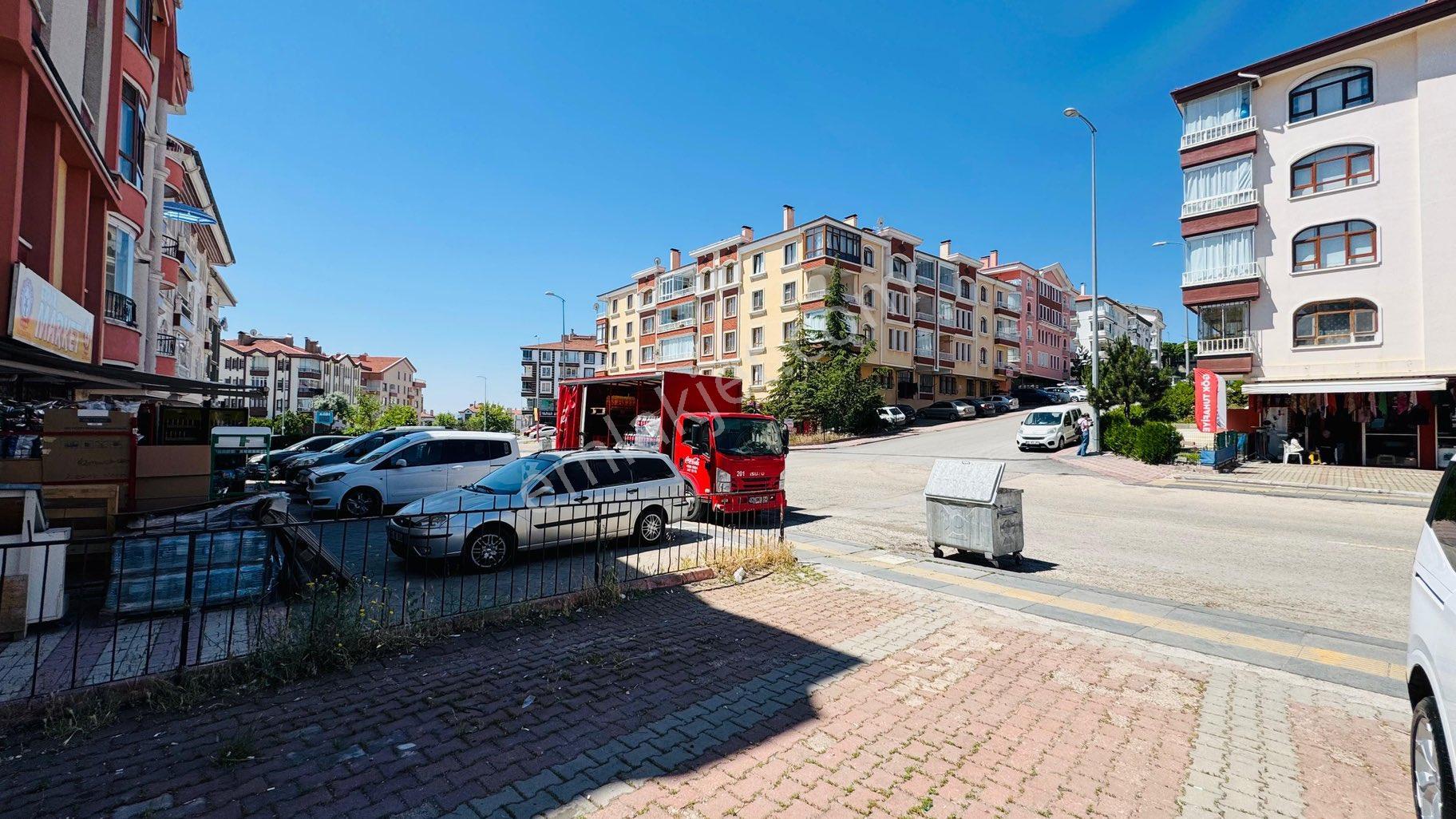 Kiralık Kot2 3+1 120 M2 Balkonlu Temiz Daire - Görsel 14