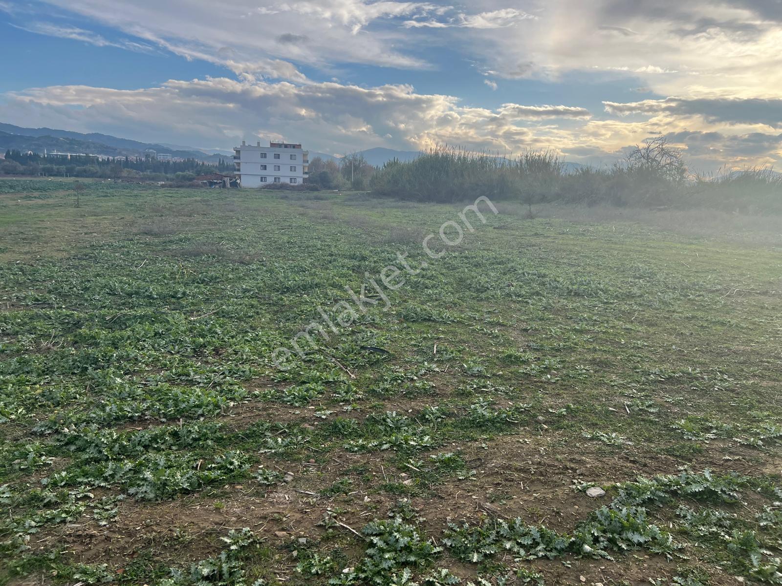 Akgül Emlak'tan Satılık İmarlı Arsa