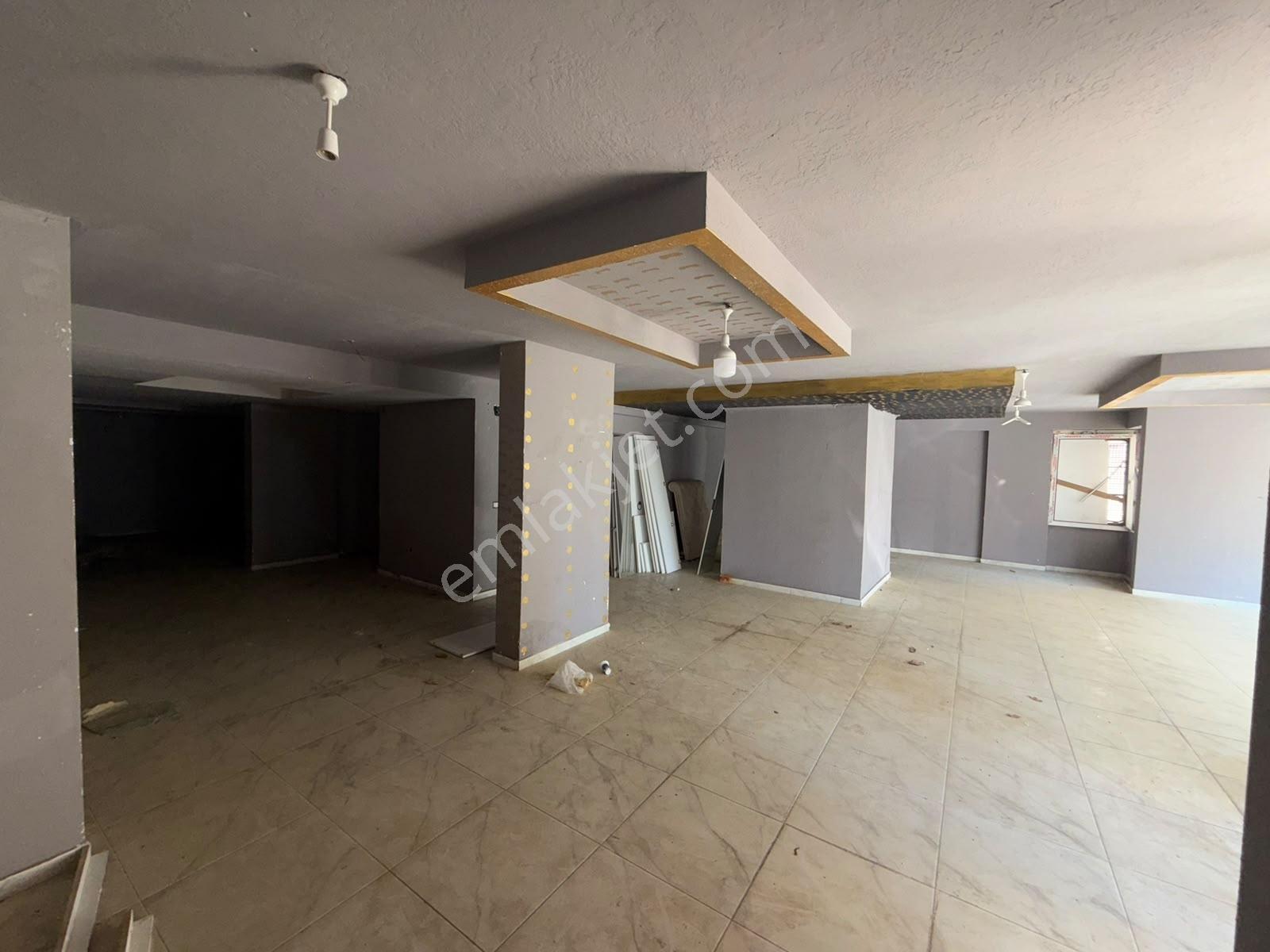 Emlakparktan Mahmutlar Mh Üçgen Park Yanı 160m2 Kiralık Dükkan - Görsel 8