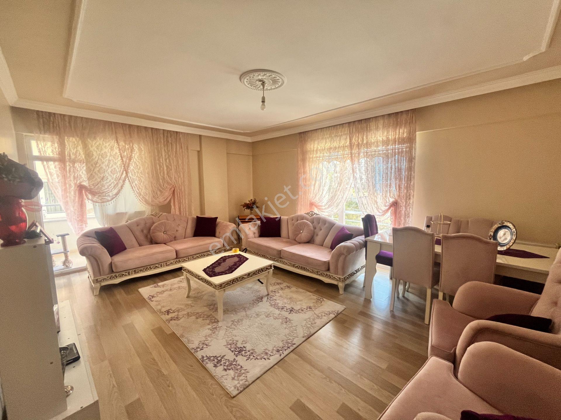 Çerkezköy Fatih Mah.de 3+1, 140 M², 2 Banyo, 3 Wc, 2 Balkonlu - Görsel 24
