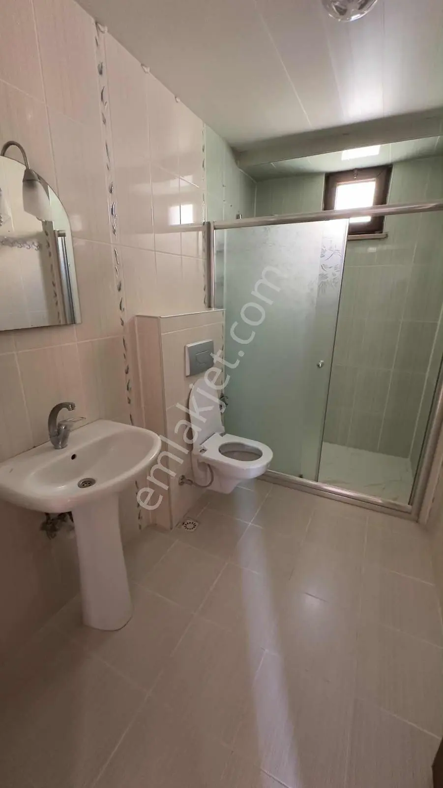 Okan Emlak'tan Someren Apartmanı'nda Kiralık 3+1 Daire - Görsel 5