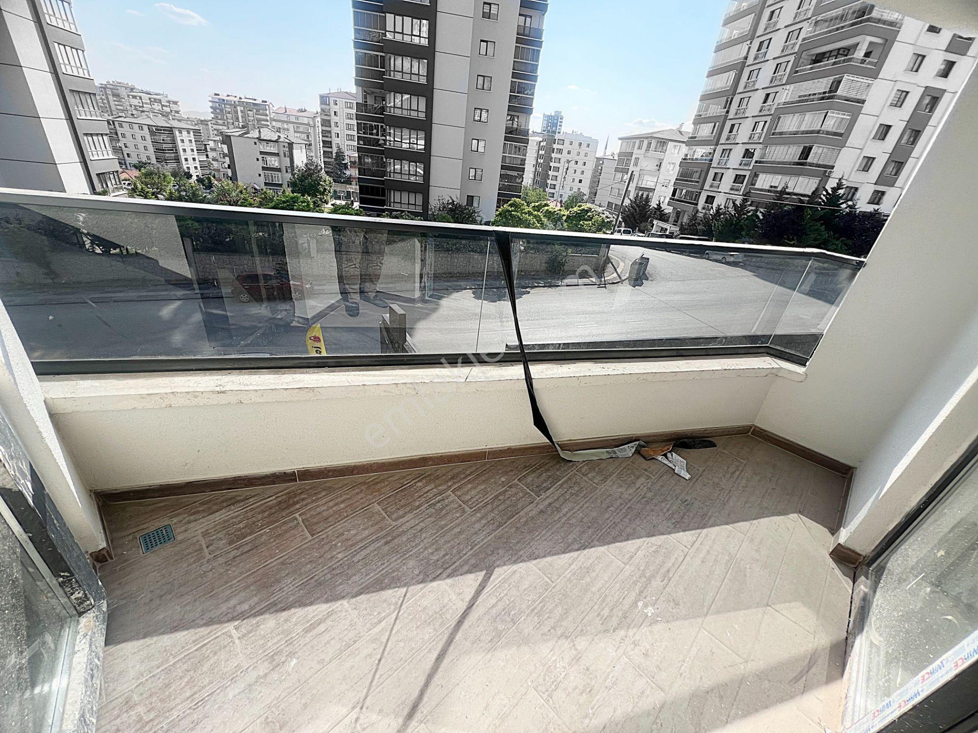 Yukarı Yahyalar Selçuklu Cad Üzerinde Sıfır Oturuma Hazır Ful Yapılı 3+1 Kiralık Daire - Görsel 7