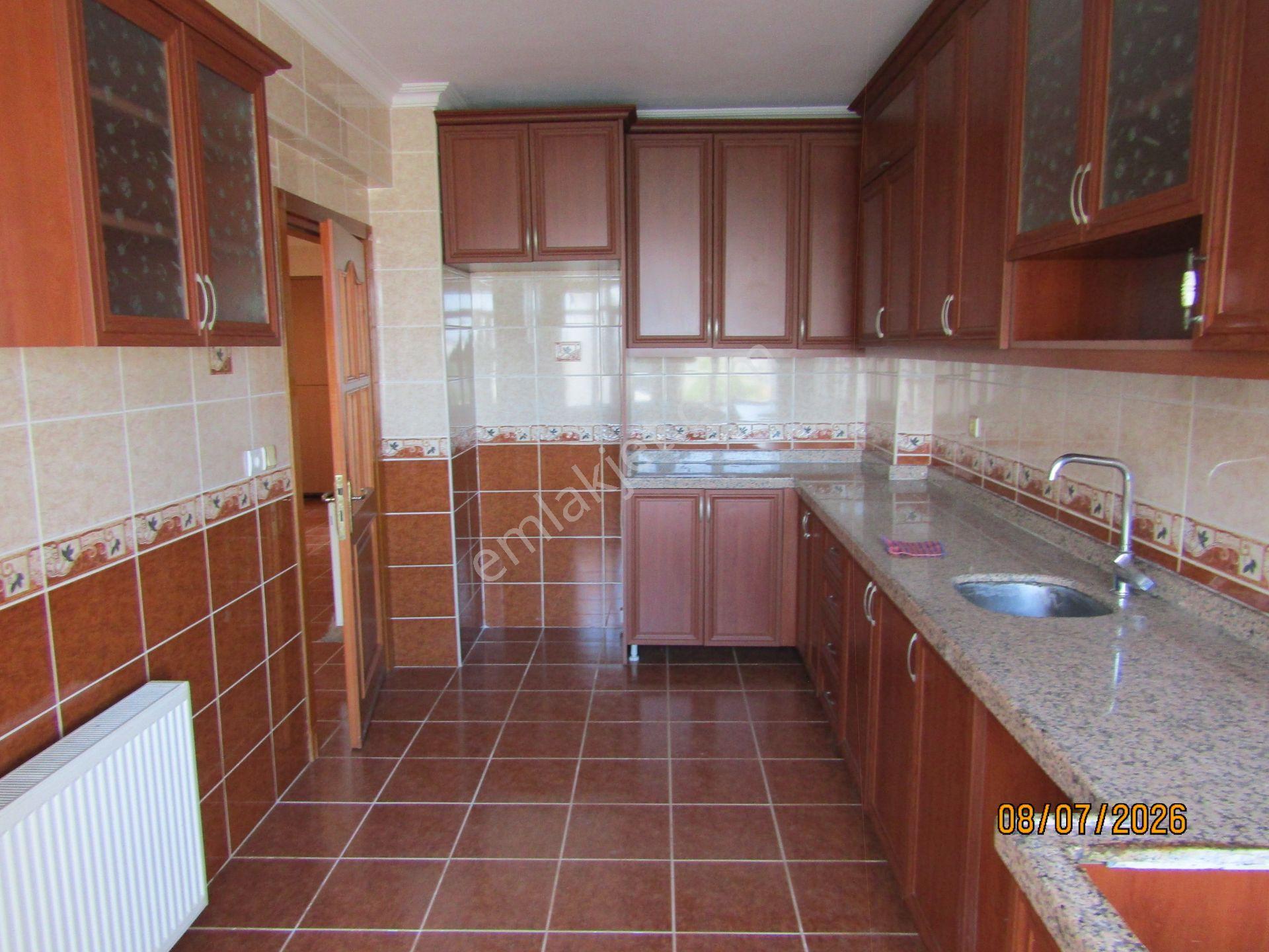 E.n.f Emlaktan Satılık Daire Ferhat Paşada 3+1 130. M2.net 1.kat - Görsel 12