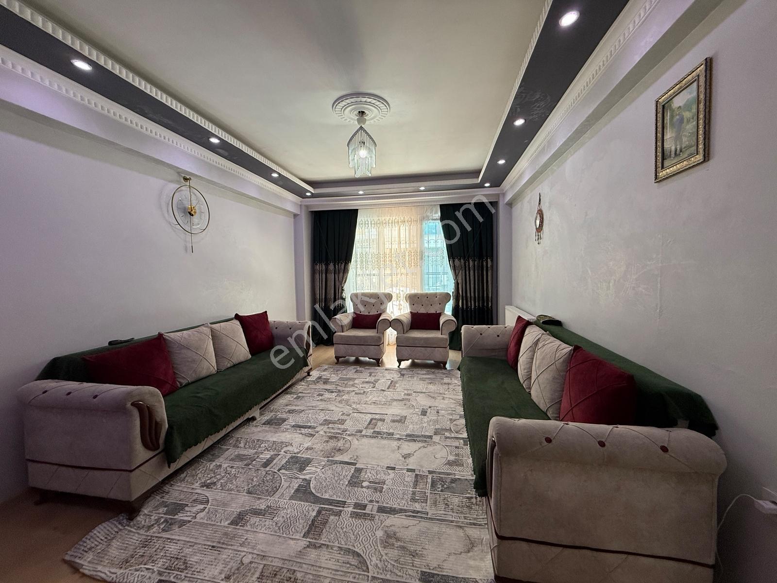 Esenyurt'ta 2+1 90 M² Balkonlu Sıfır Gibi Yüksek Giriş Daire !!! - Görsel 6