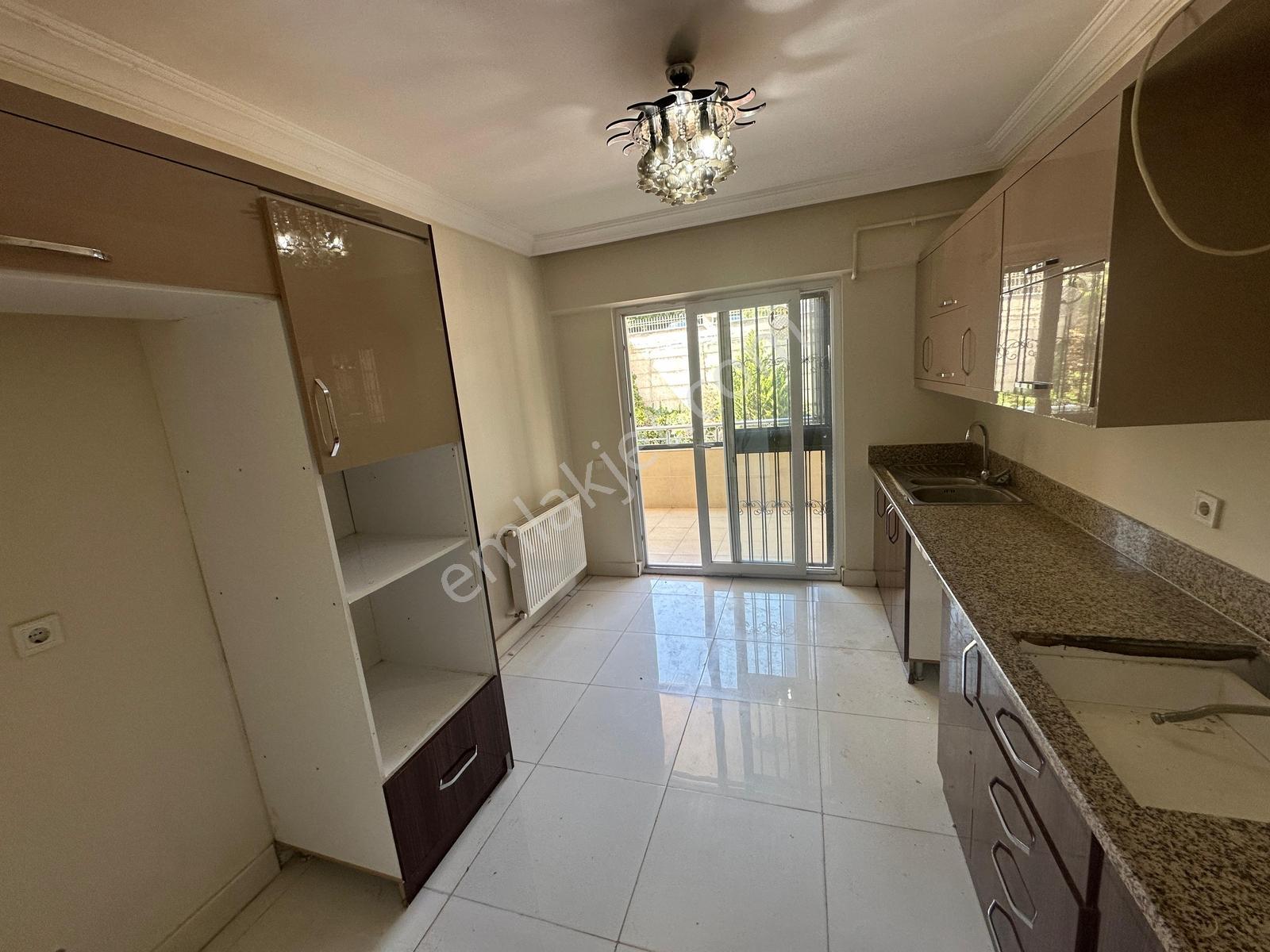 Şahintepe Mah. Havuzlu Site İçerisine 3+1 Satılık Bakımlı Daire - Görsel 18