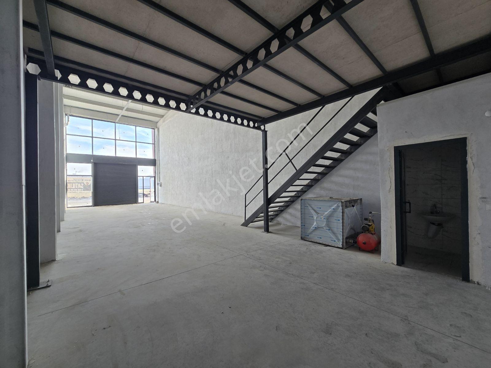 Organize 16. Cadde 20 Metrelik Yola Cephe 225 M² Satılık Dükkan - Görsel 7
