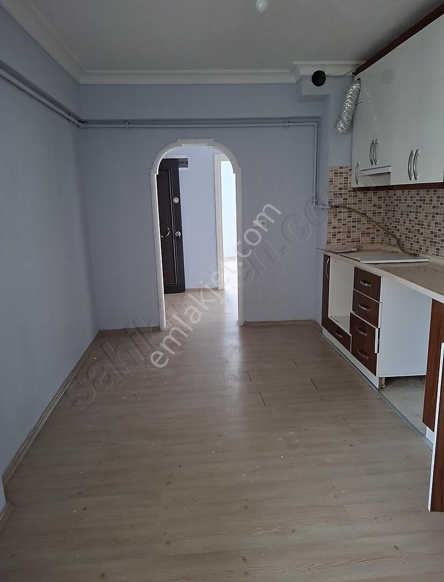 Zafer Mahallesinde 3+1 Geniş Kiralık Daire - Görsel 2