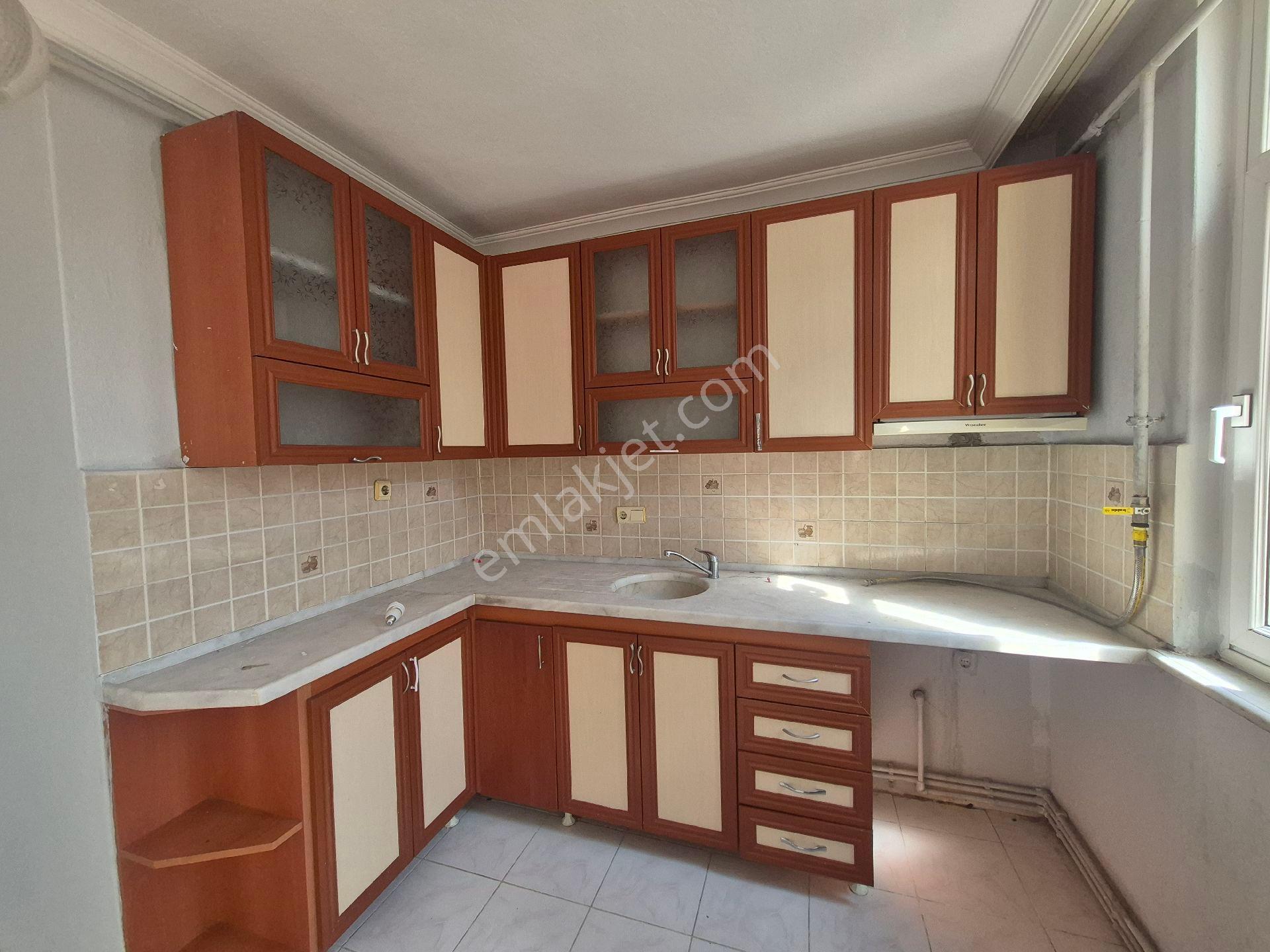 Kiralık 2+1 Daire Suluova Şehir Merkezinde - Görsel 10