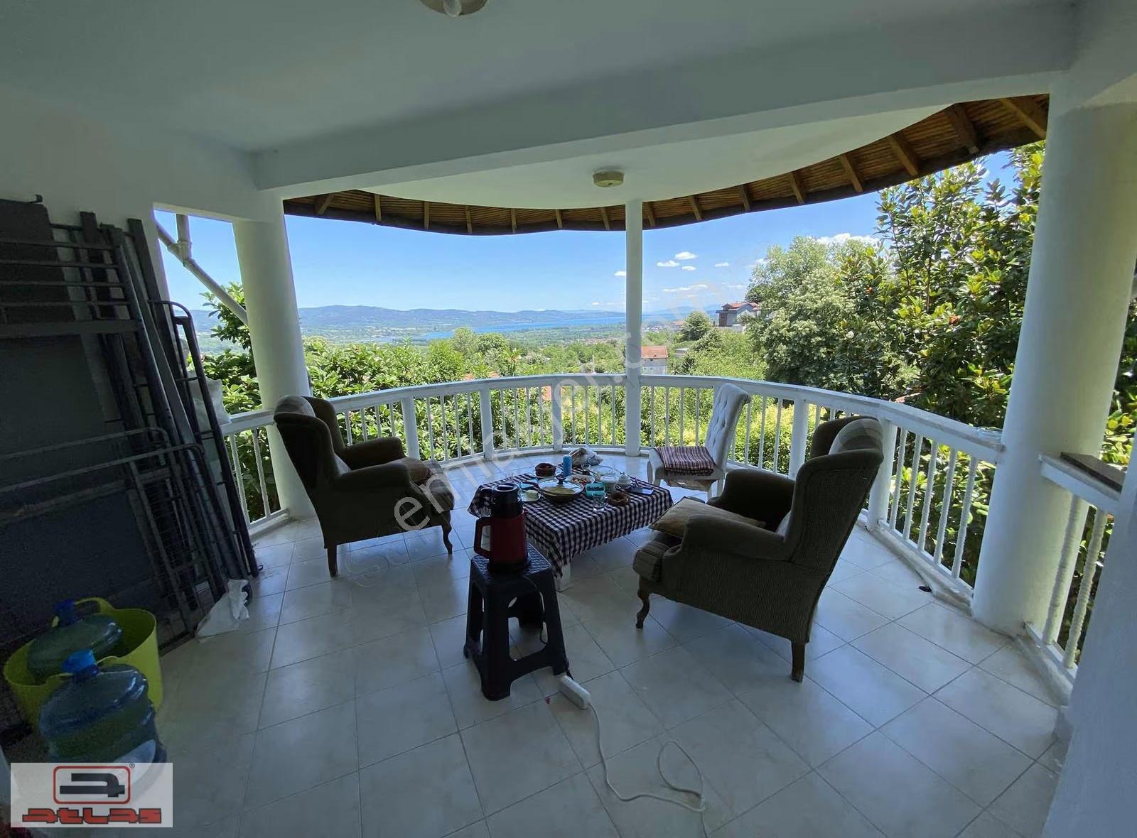 Atlas Emlak Kartepe Maşukiye Kiralık Müstakil Villa - Görsel 14