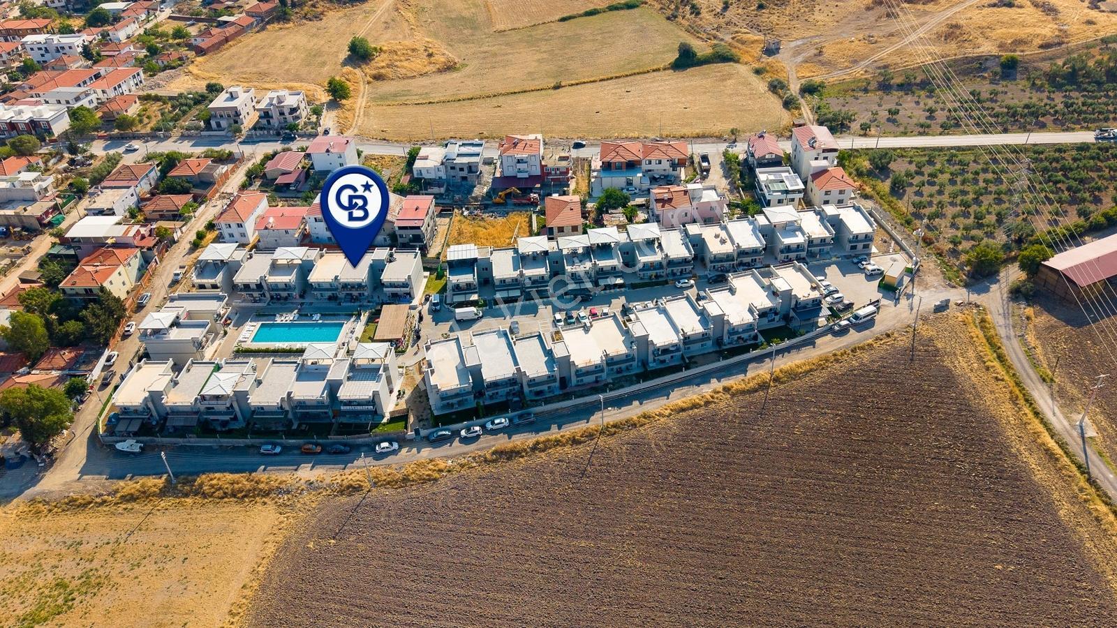 Foça Yenibağarası Havuzlu Site De Satılık 5+1 Dubleks - Görsel 13