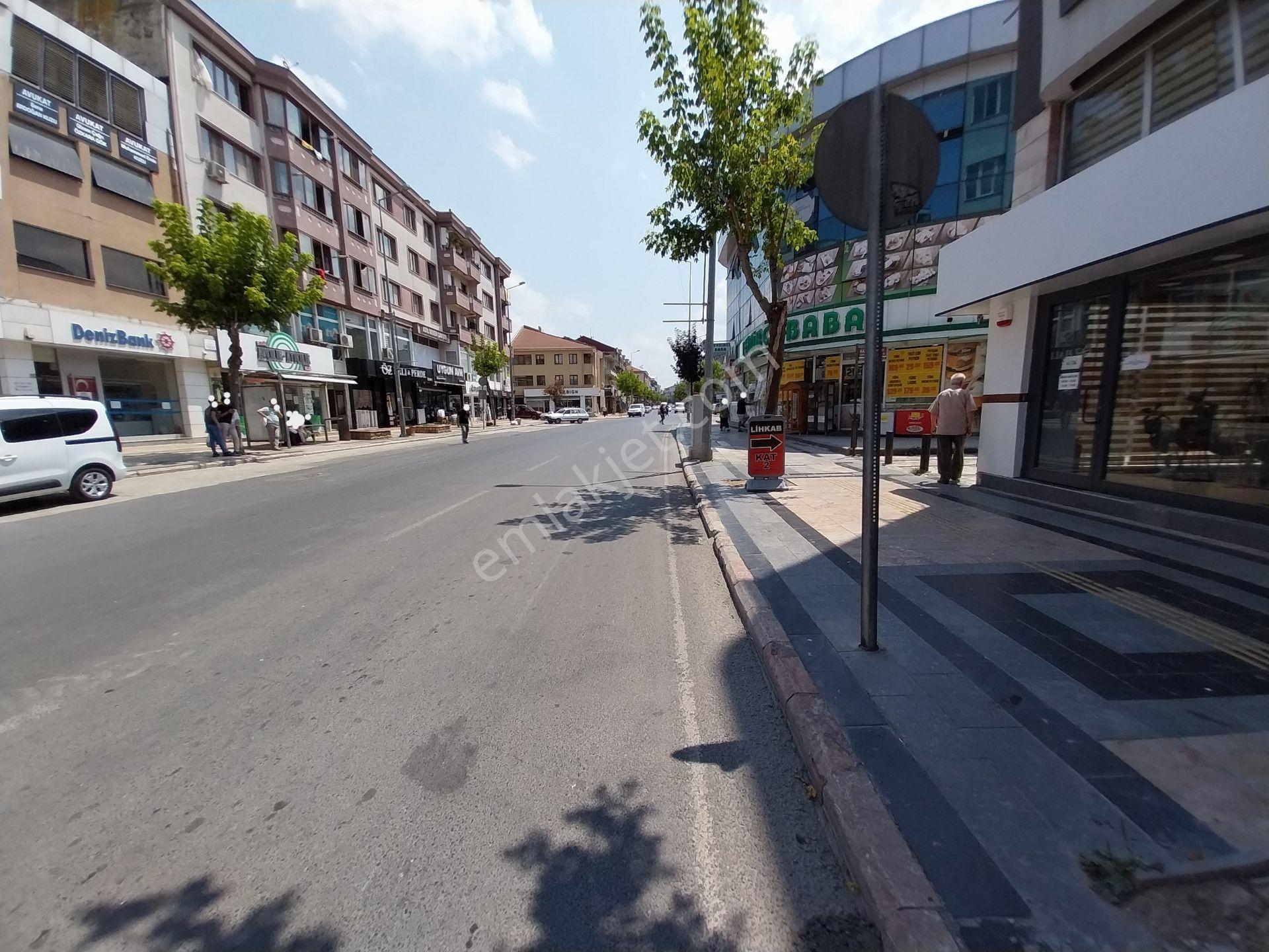 Düzce Çarşı Merkezinde, Eski Bolu Caddesinde, Satılık Dükkan - Görsel 26